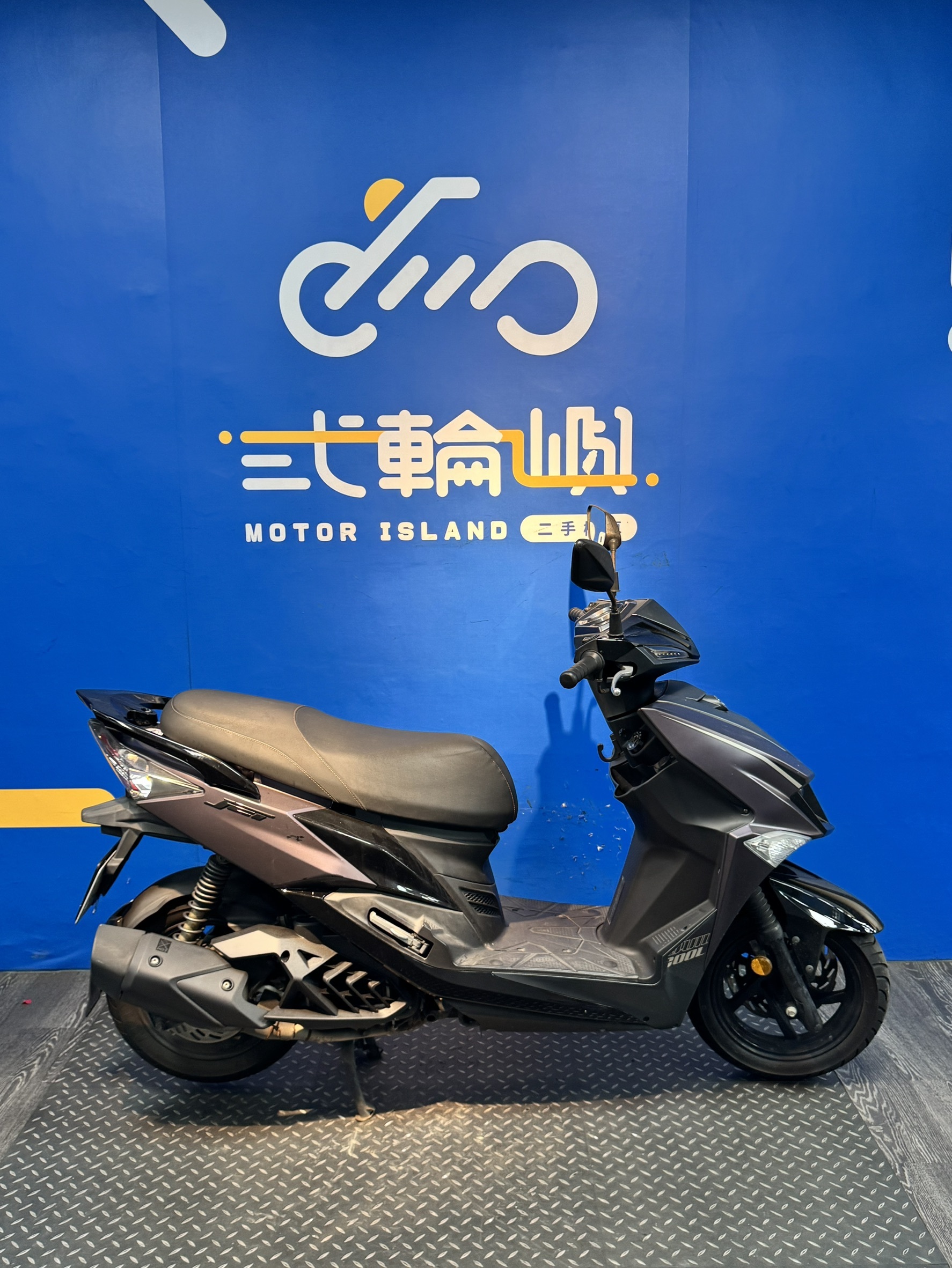 line_oa_chat_260512_190150_group_3