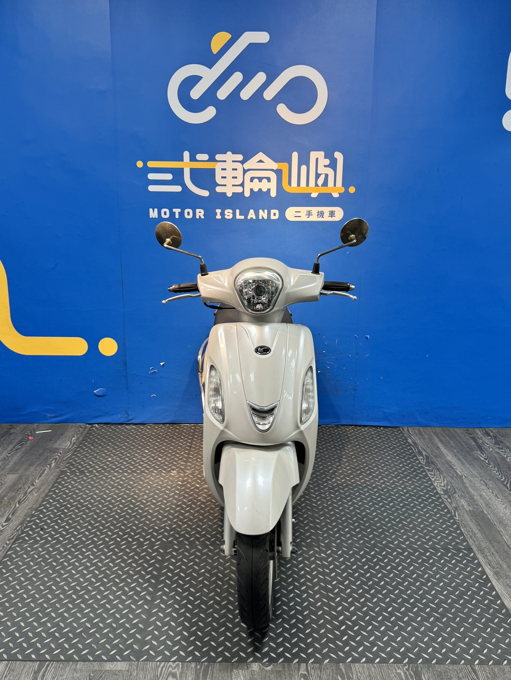 line_oa_chat_260512_190515_group_1