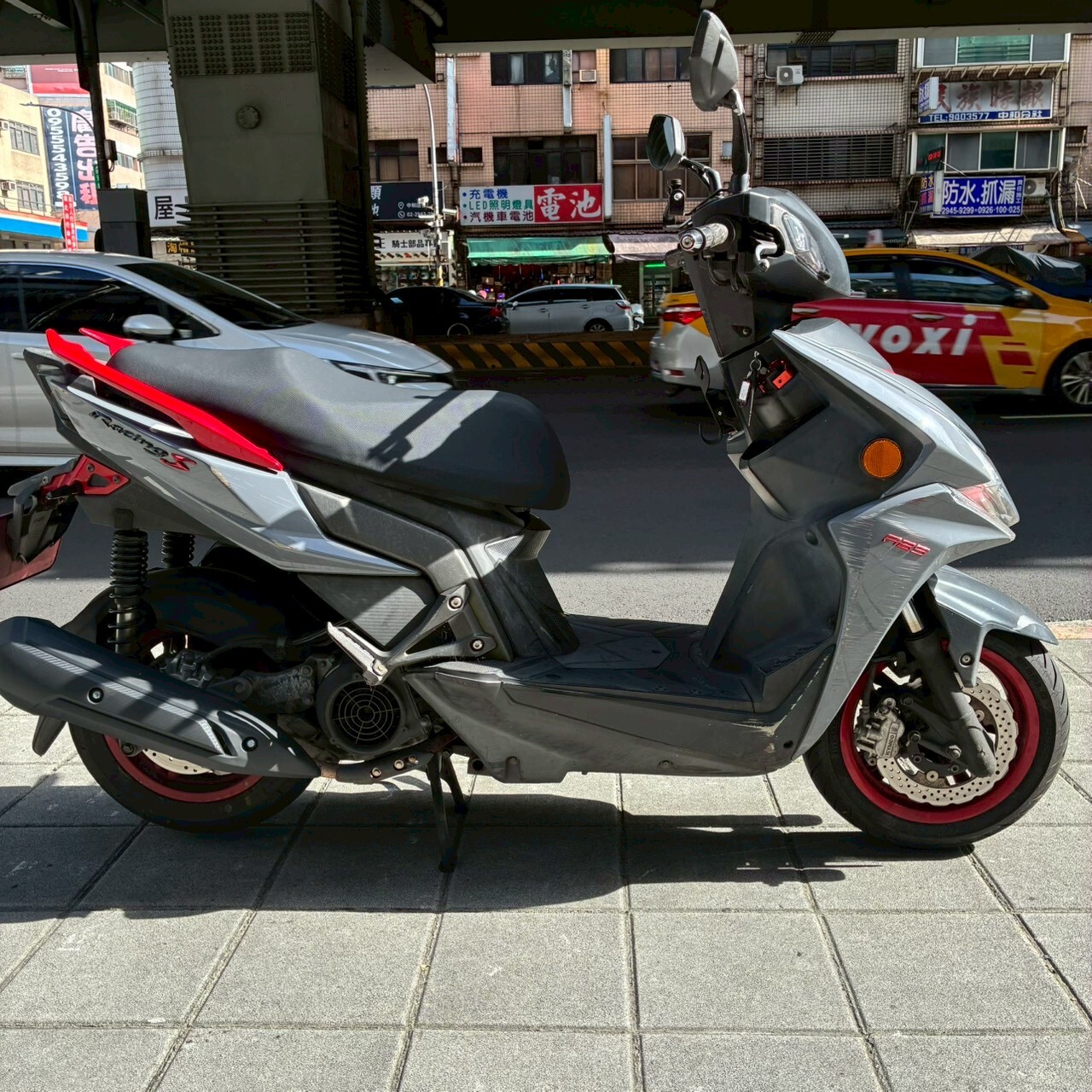 LINE_ALBUM__7711_260516_6