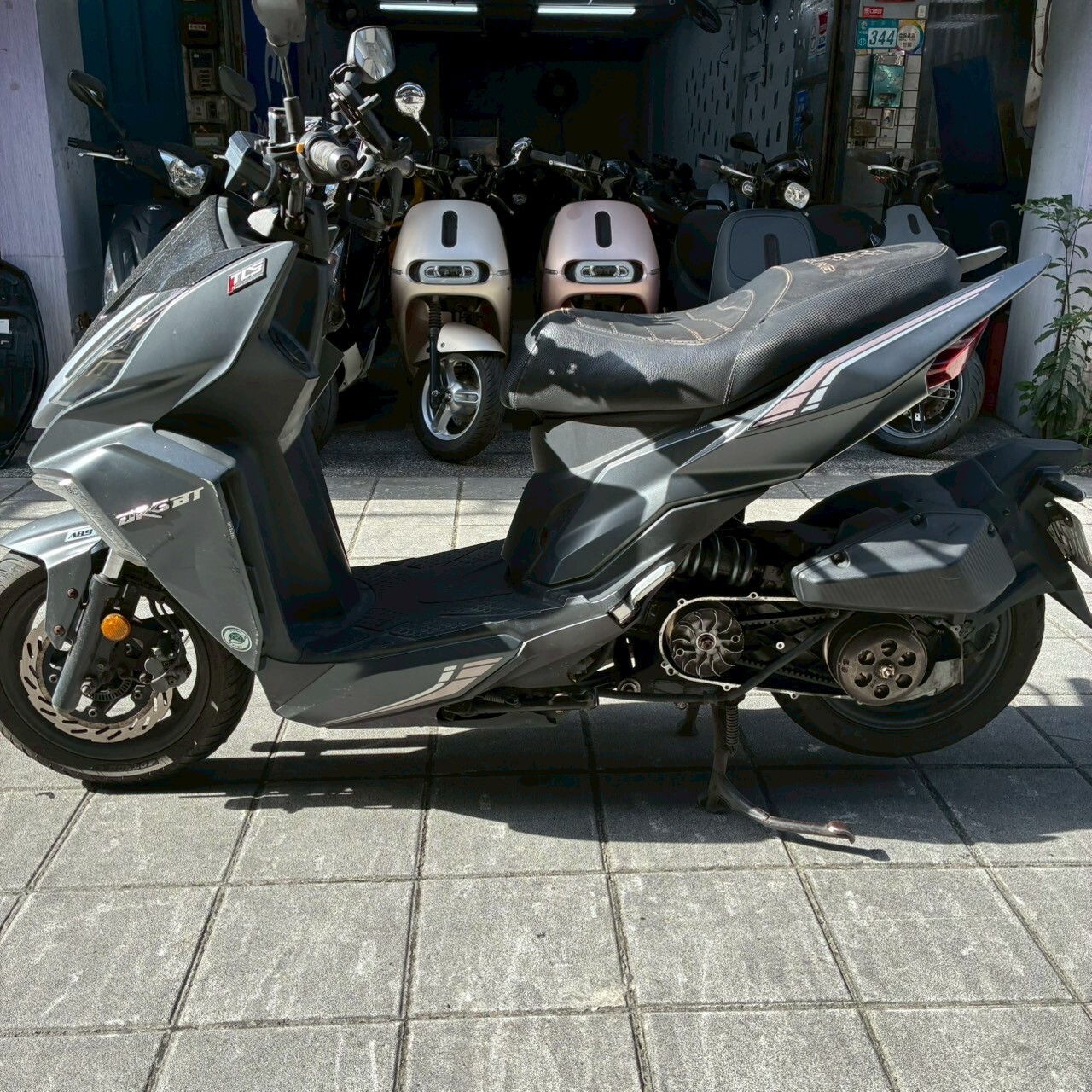 LINE_ALBUM__0329_260516_6