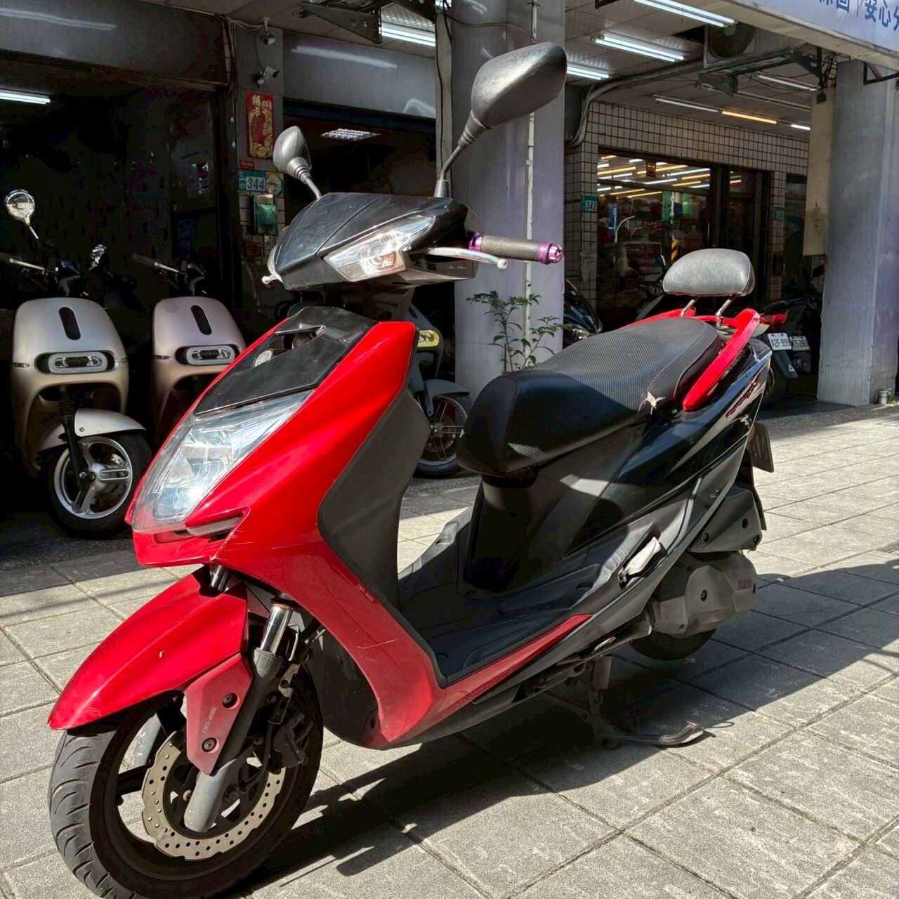 LINE_ALBUM__1287_260516_2