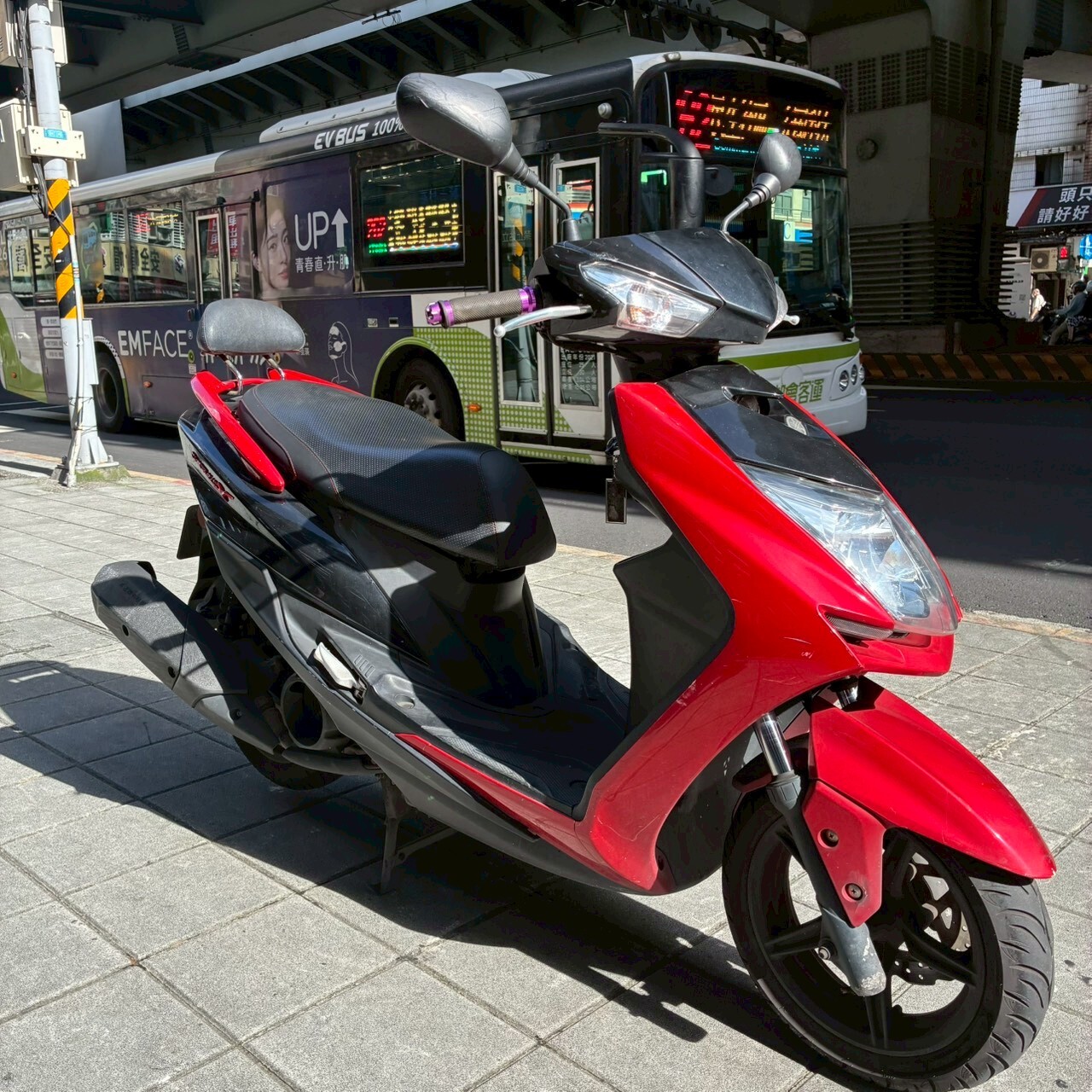 LINE_ALBUM__1287_260516_4