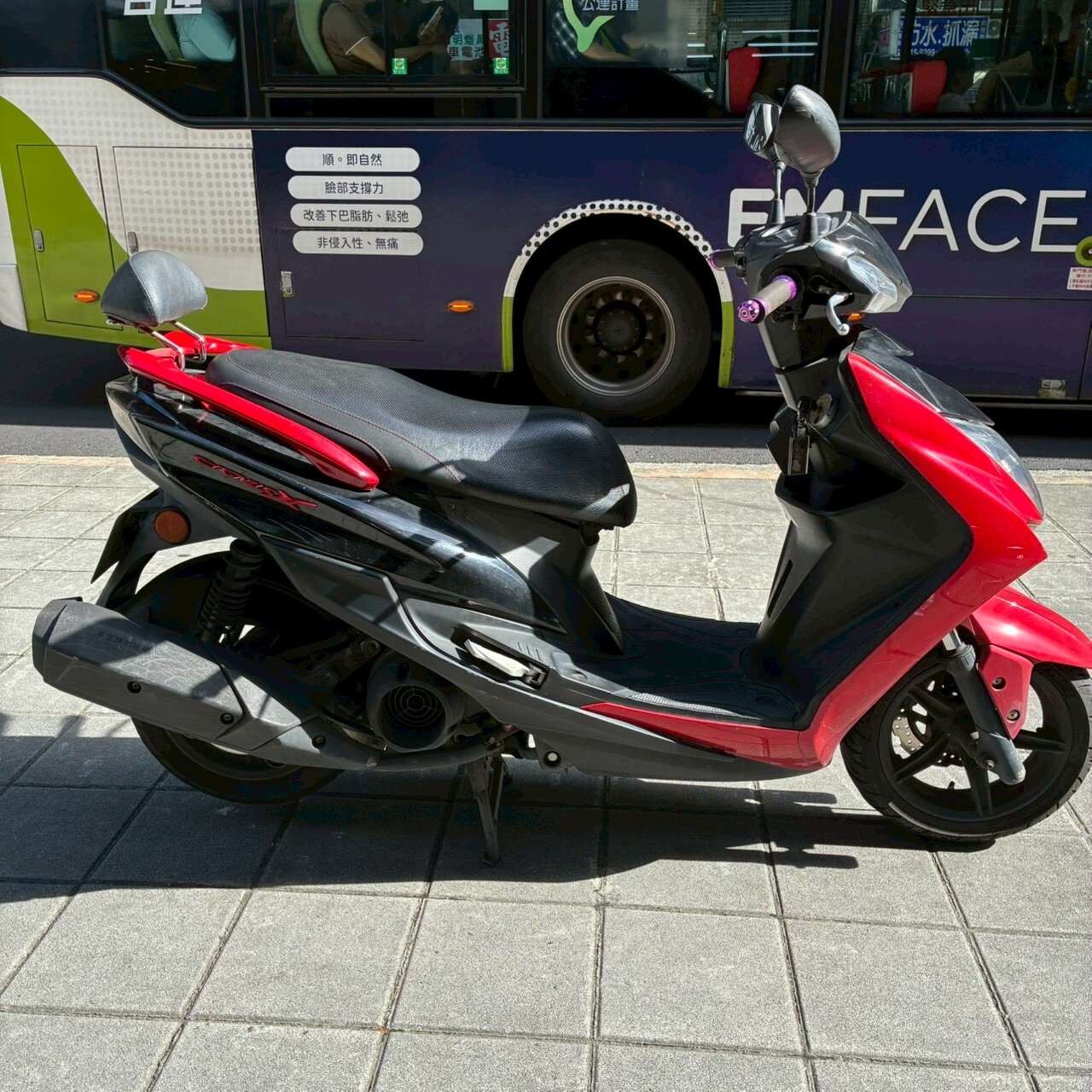 LINE_ALBUM__1287_260516_5