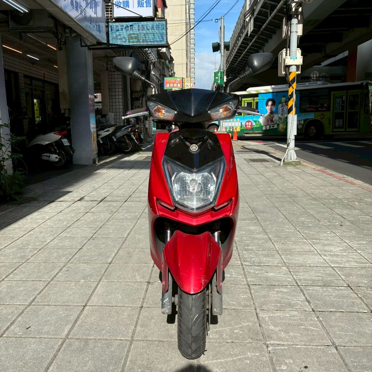 LINE_ALBUM__1287_260516_1