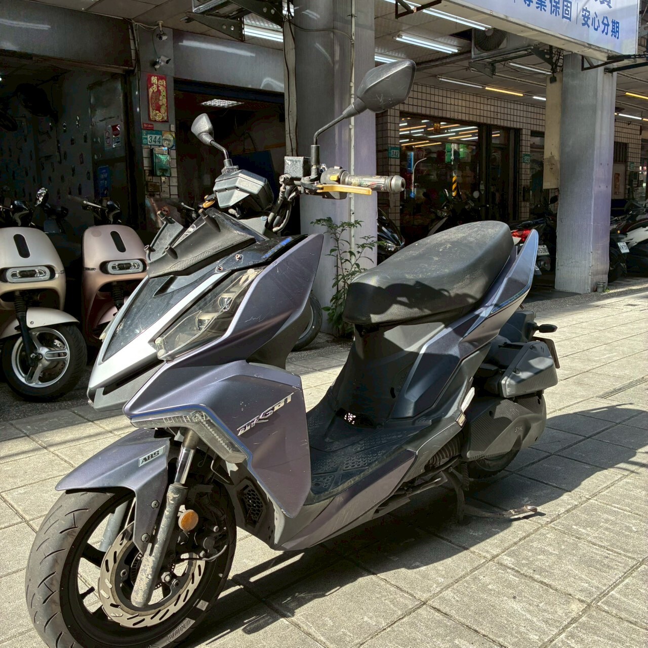 LINE_ALBUM__8316_260516_2