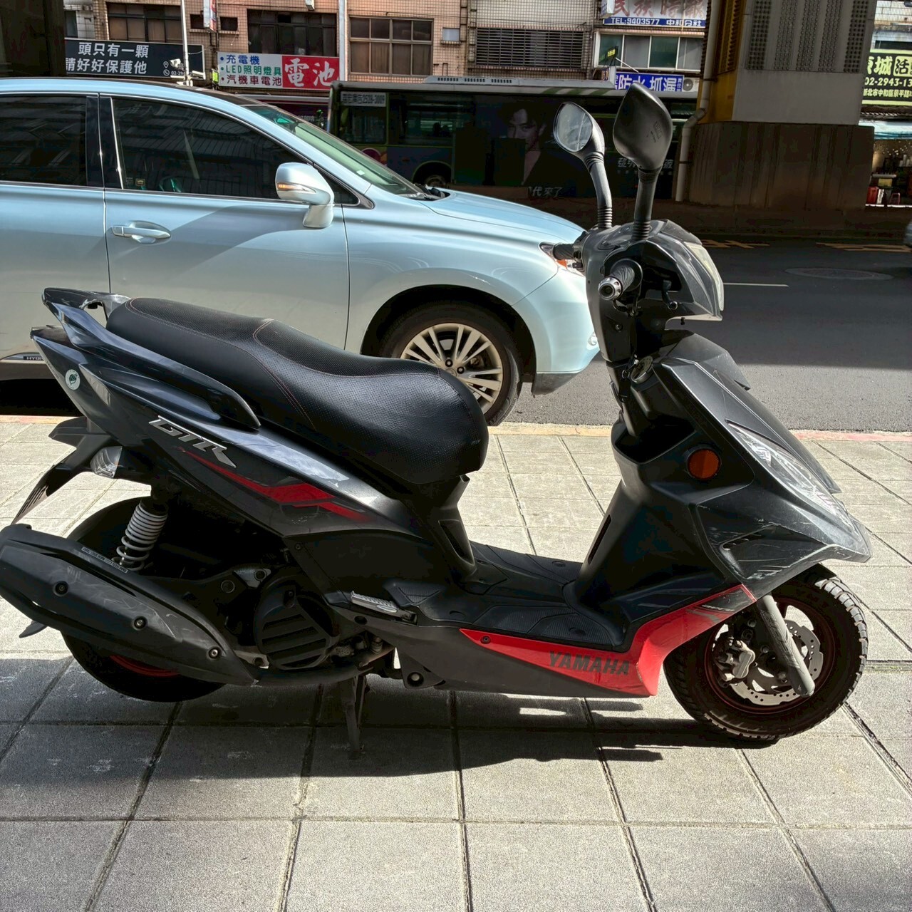 LINE_ALBUM__766_260516_6