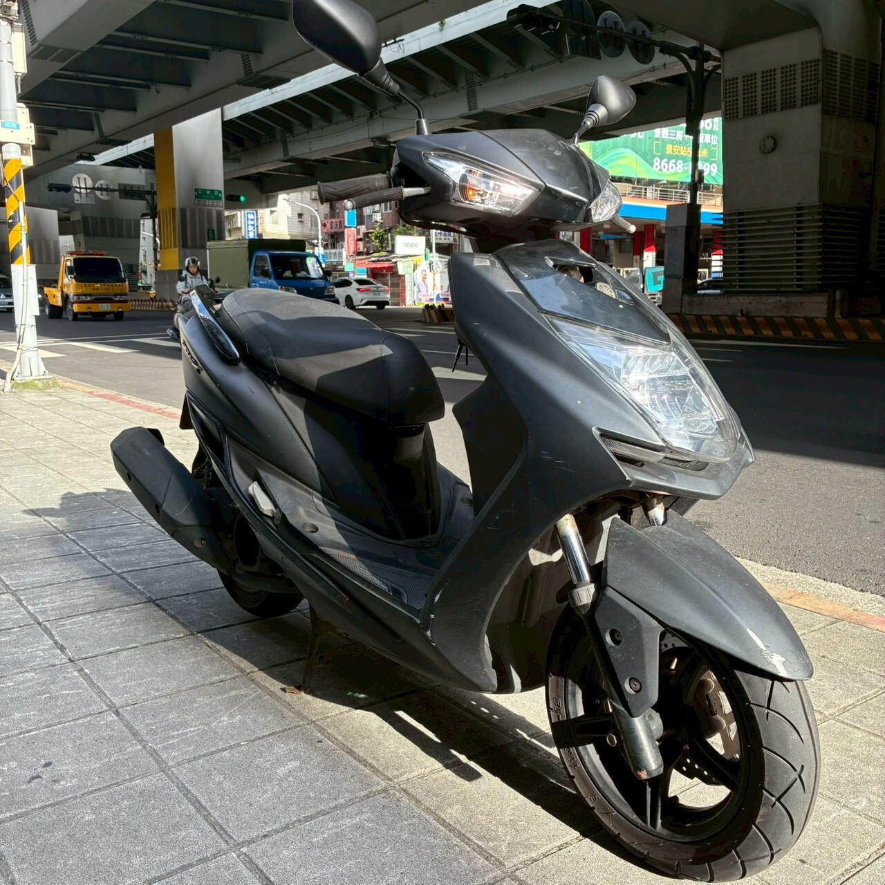 LINE_ALBUM__126_260516_2