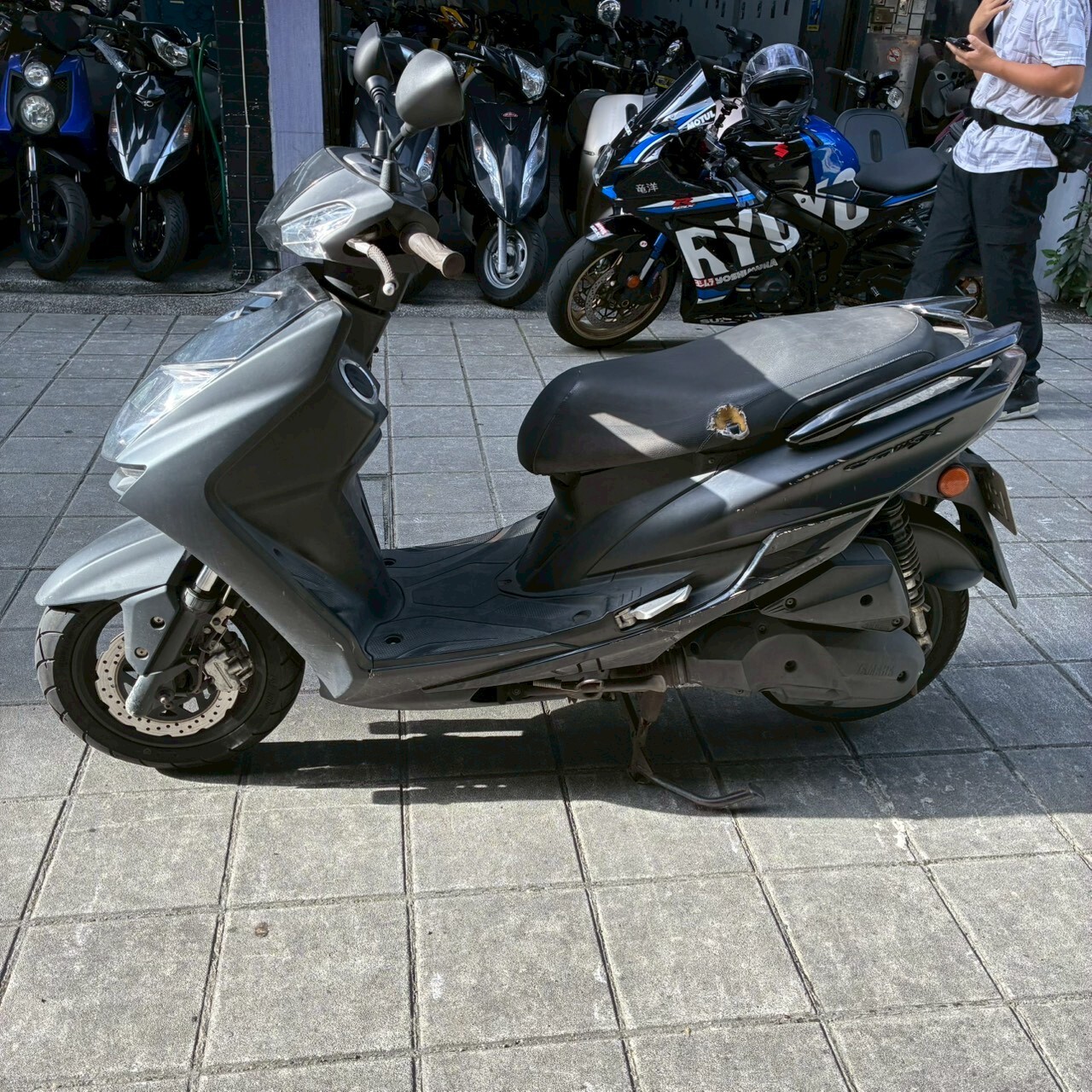 LINE_ALBUM__126_260516_4