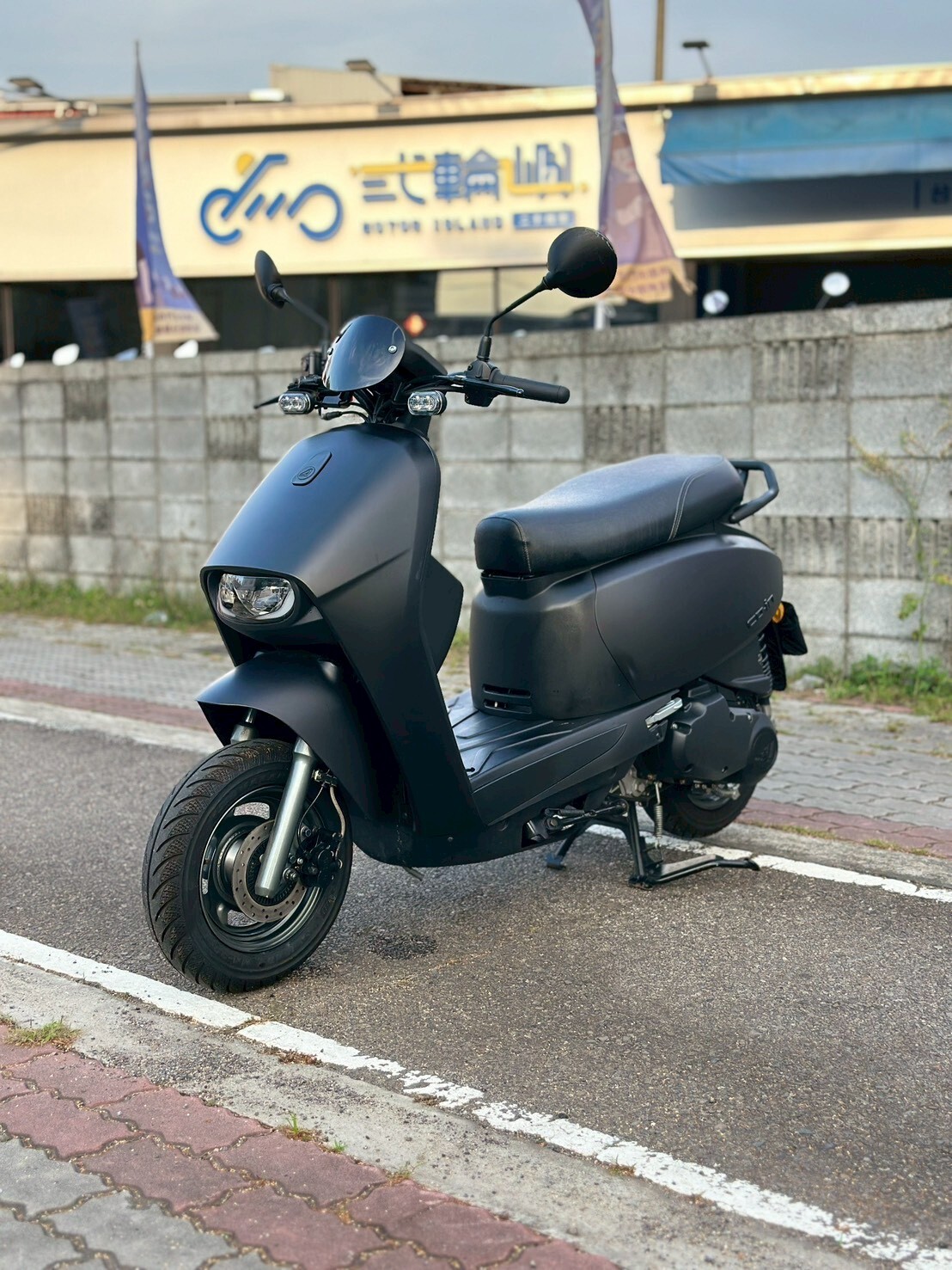 LINE_ALBUM_2025 宏佳騰 COIN 125 ABS _8701 27xxKM $49,999_260517_1