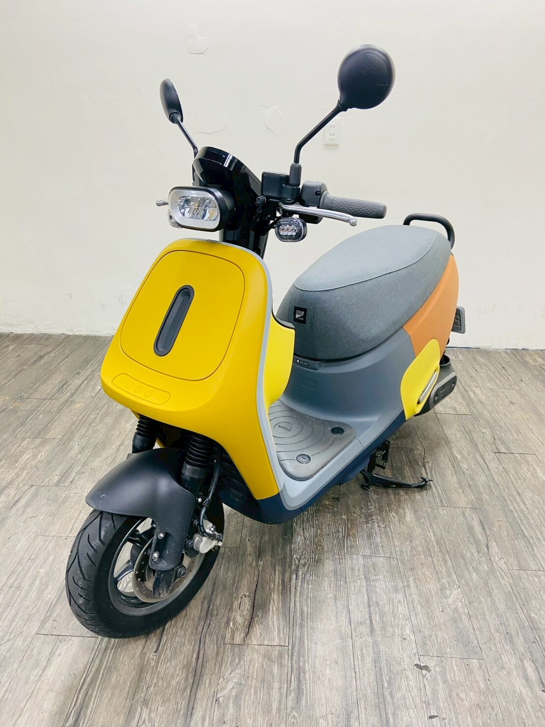 LINE_ALBUM_2021 睿能 VIVA MIX KEYLESS _9735 $38,000 里程13XX_260519_3