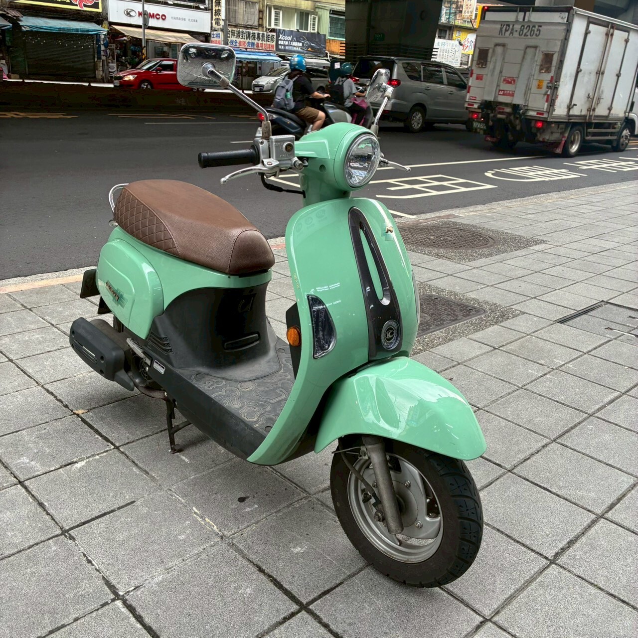 LINE_ALBUM__1009_260520_3