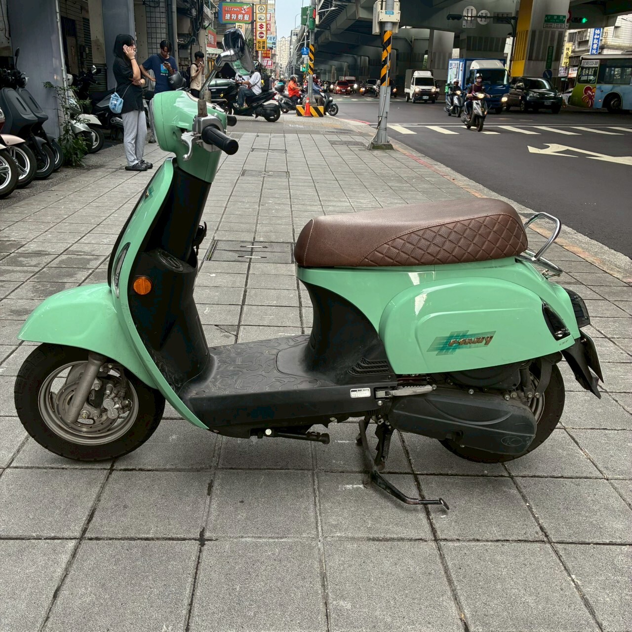 LINE_ALBUM__1009_260520_4