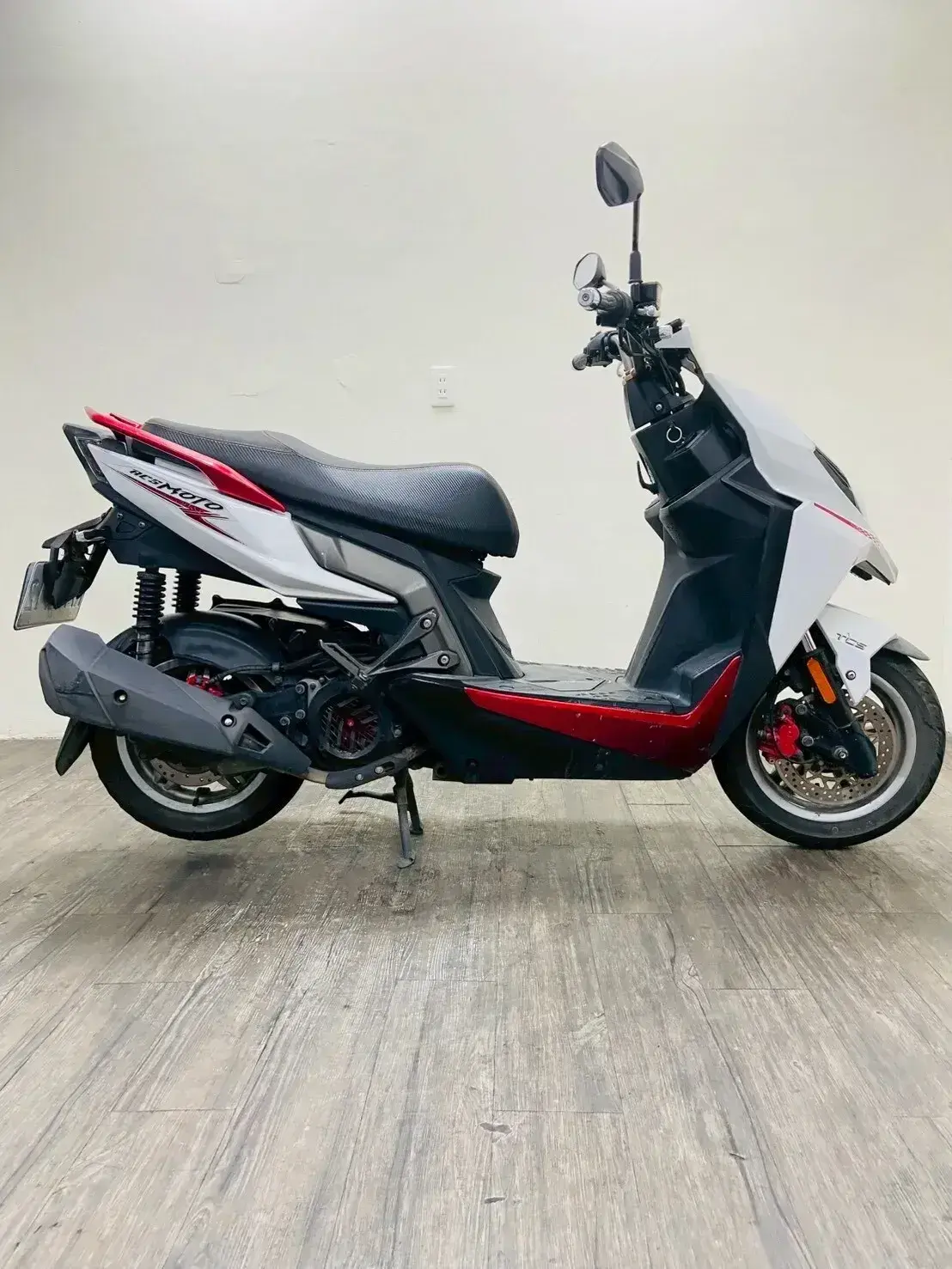 LINE_ALBUM_2023 光陽 RCS Moto 150 TCS _2712 $70000  里程21XXX_260324_4