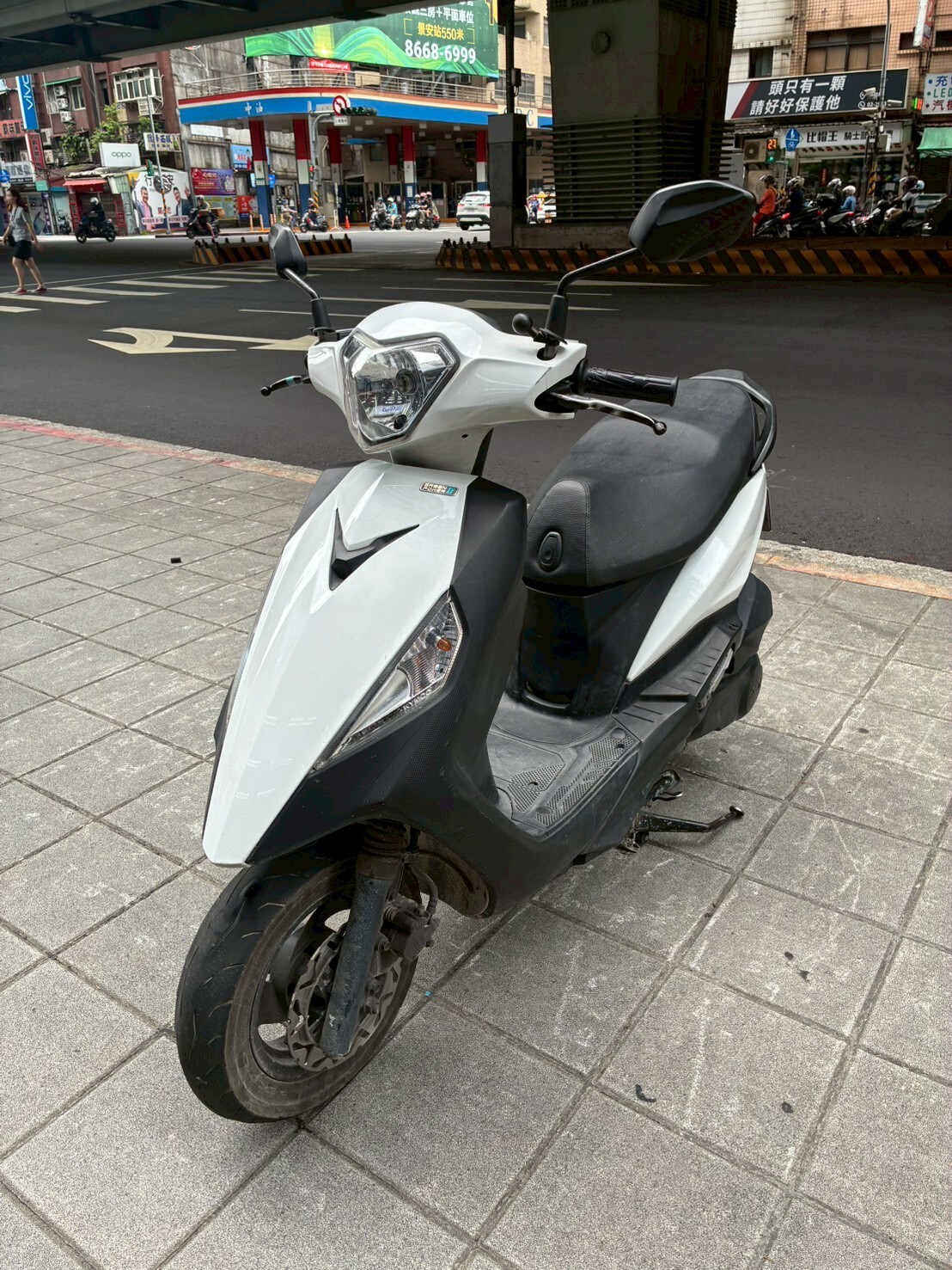 LINE_ALBUM__6119_260522_3