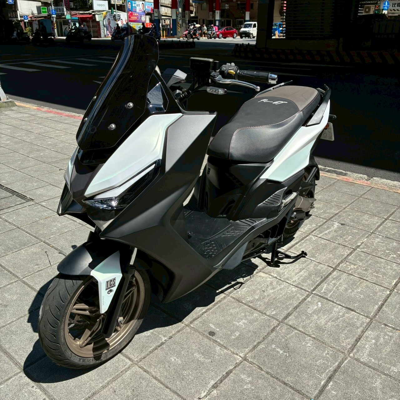 LINE_ALBUM_KRV_0728_260527_2