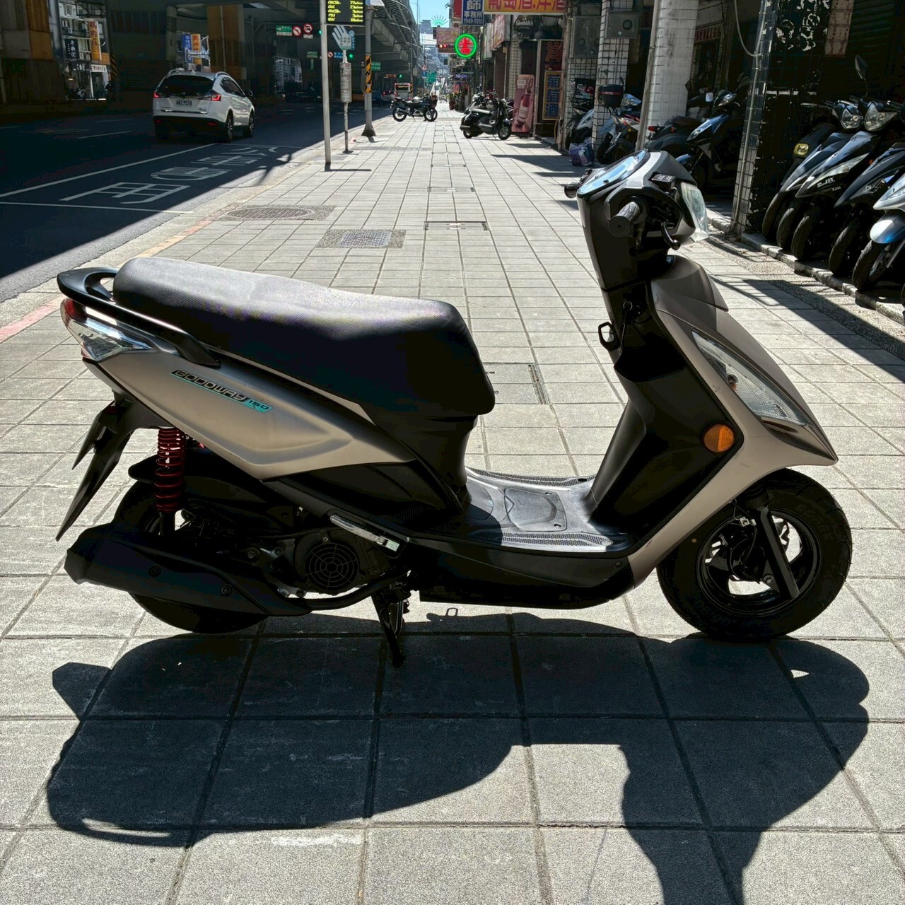LINE_ALBUM_新名流150_0060_260527_5