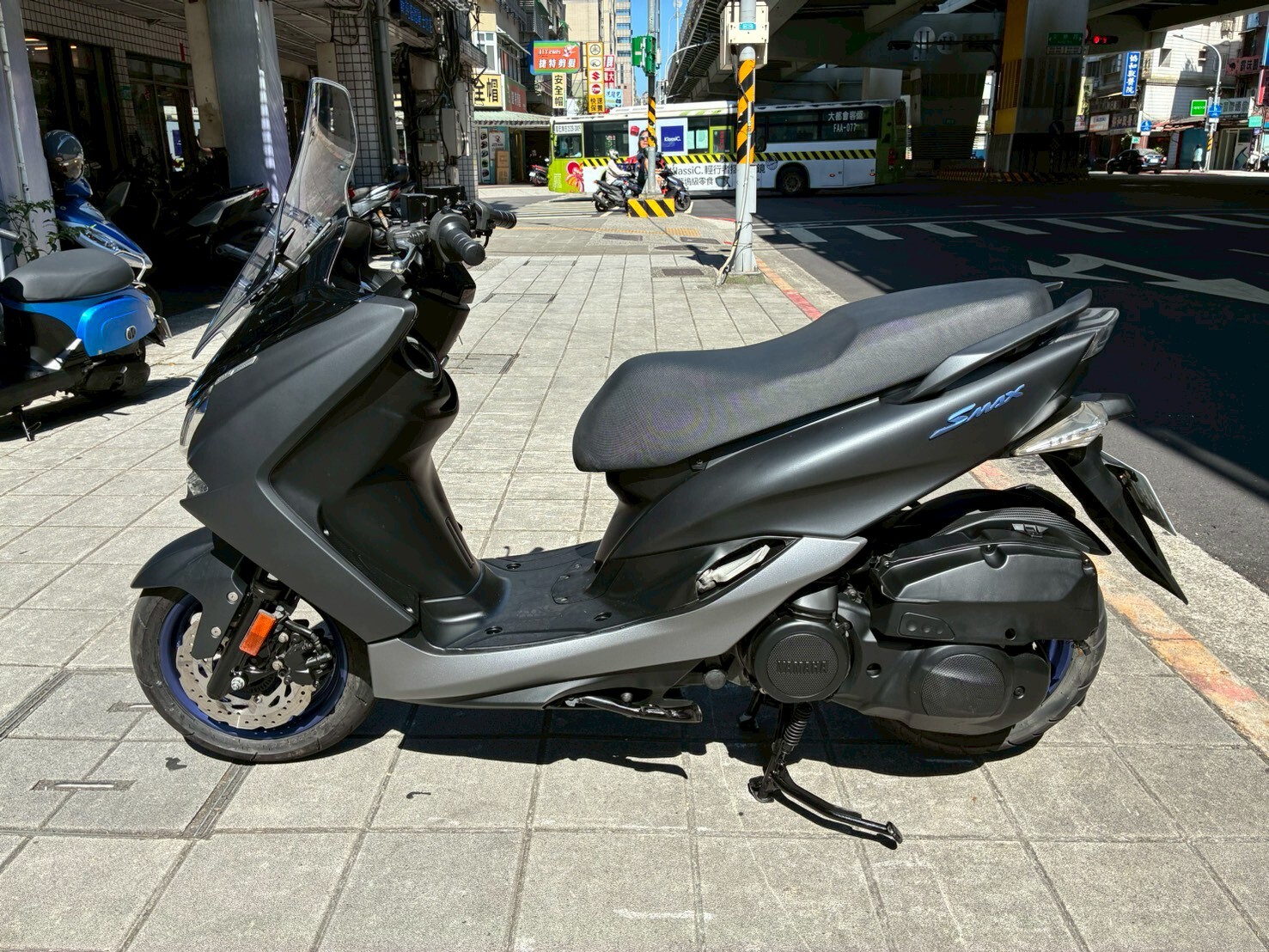 LINE_ALBUM_SMAX_7137_260527_5