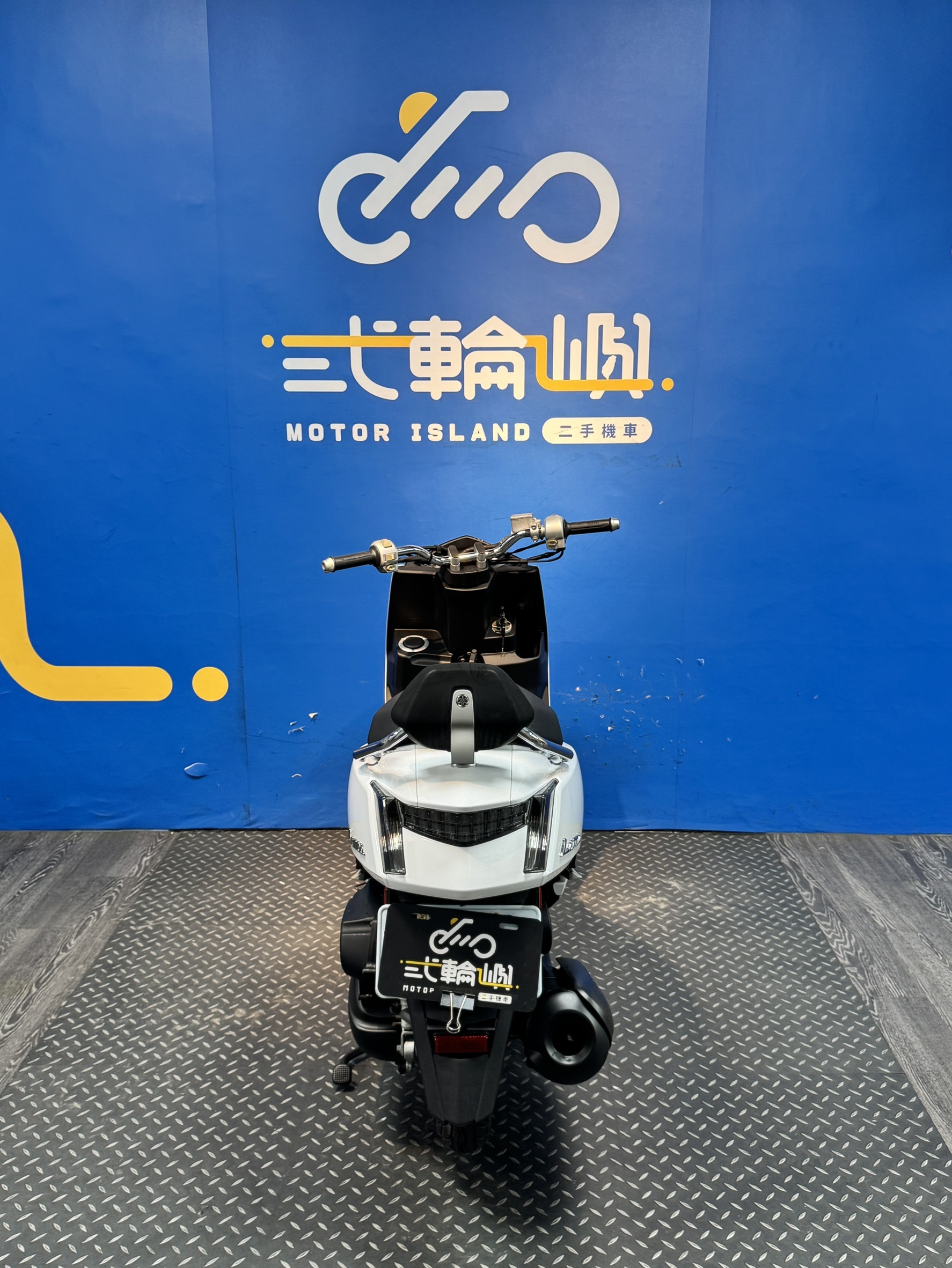 line_oa_chat_260527_164204_group_4