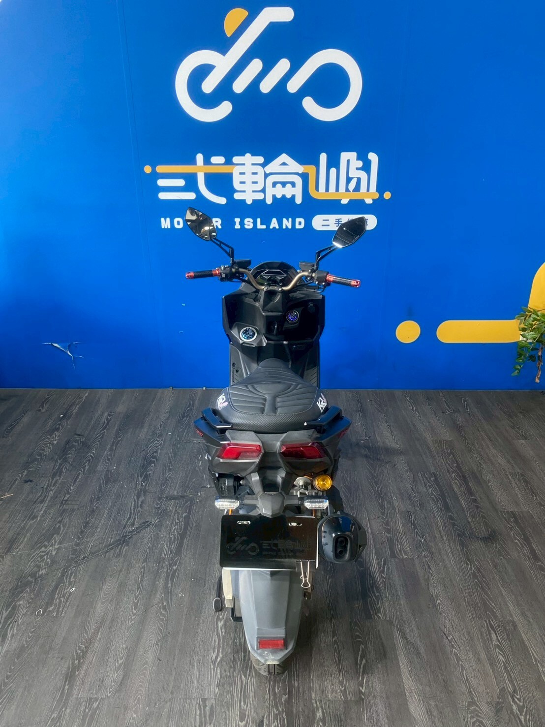 LINE_ALBUM_2022 光陽 KRV 180 OHLINS _NLP-2616  $68000 里程 30XXX_260528_5