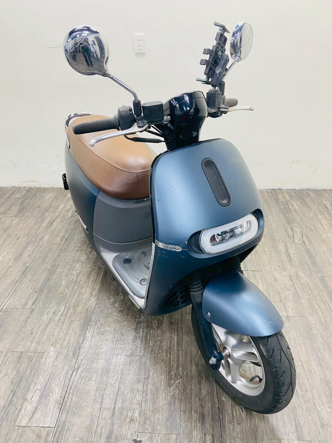 LINE_ALBUM_2020 睿能 GOGORO 2 DELIGHT _7521 $32000 里程20XXX_260529_2