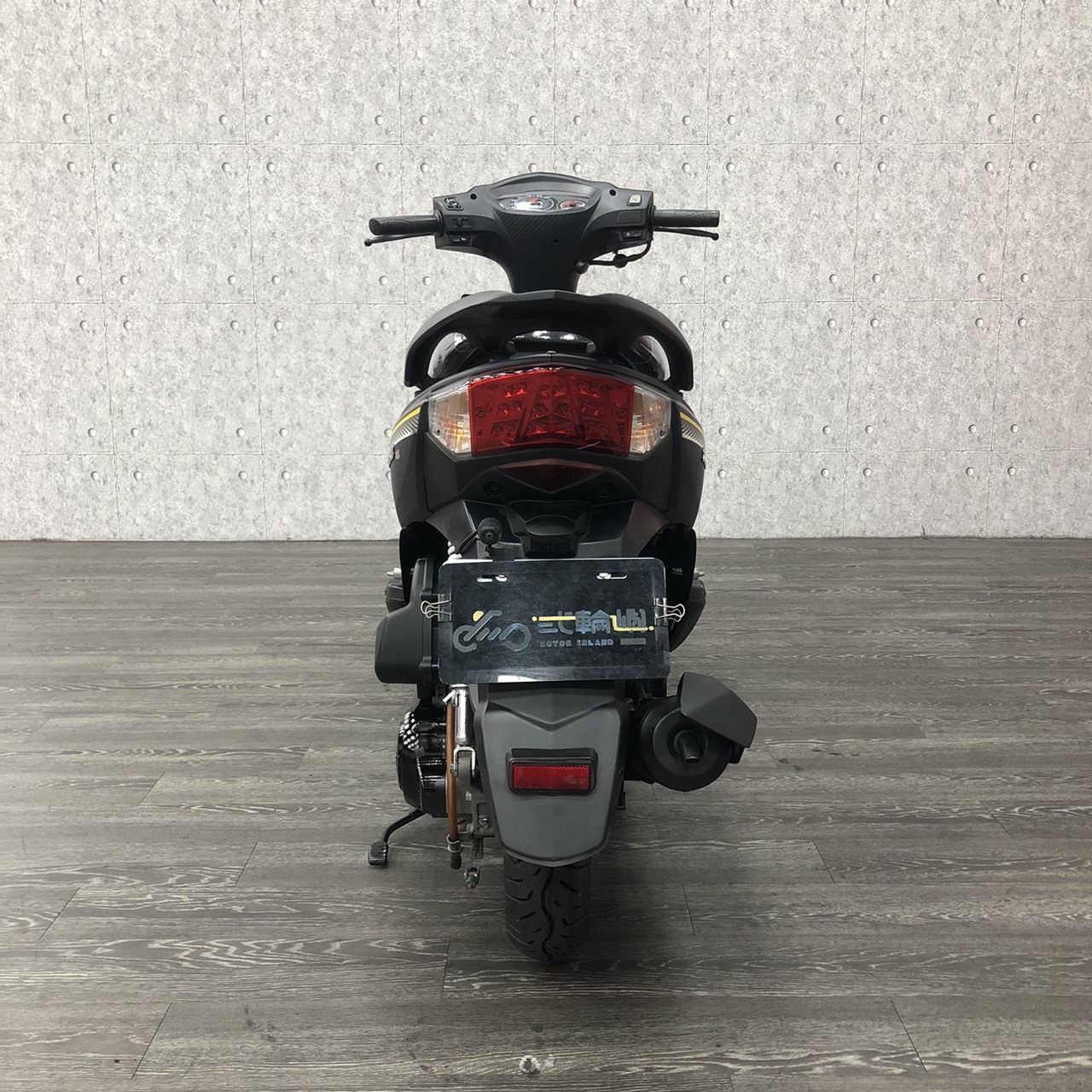 S__243703815_0