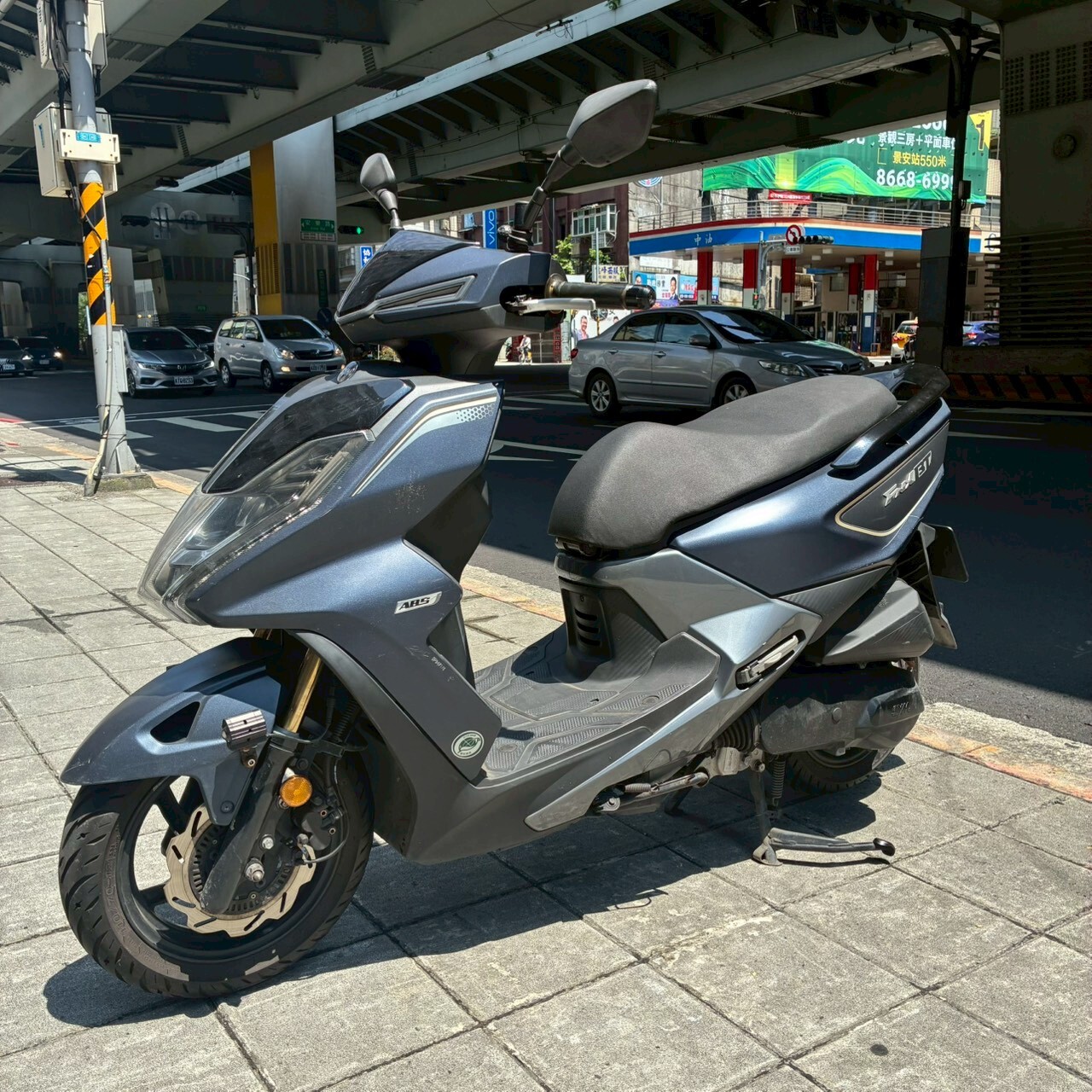 LINE_ALBUM__9327_260601_2