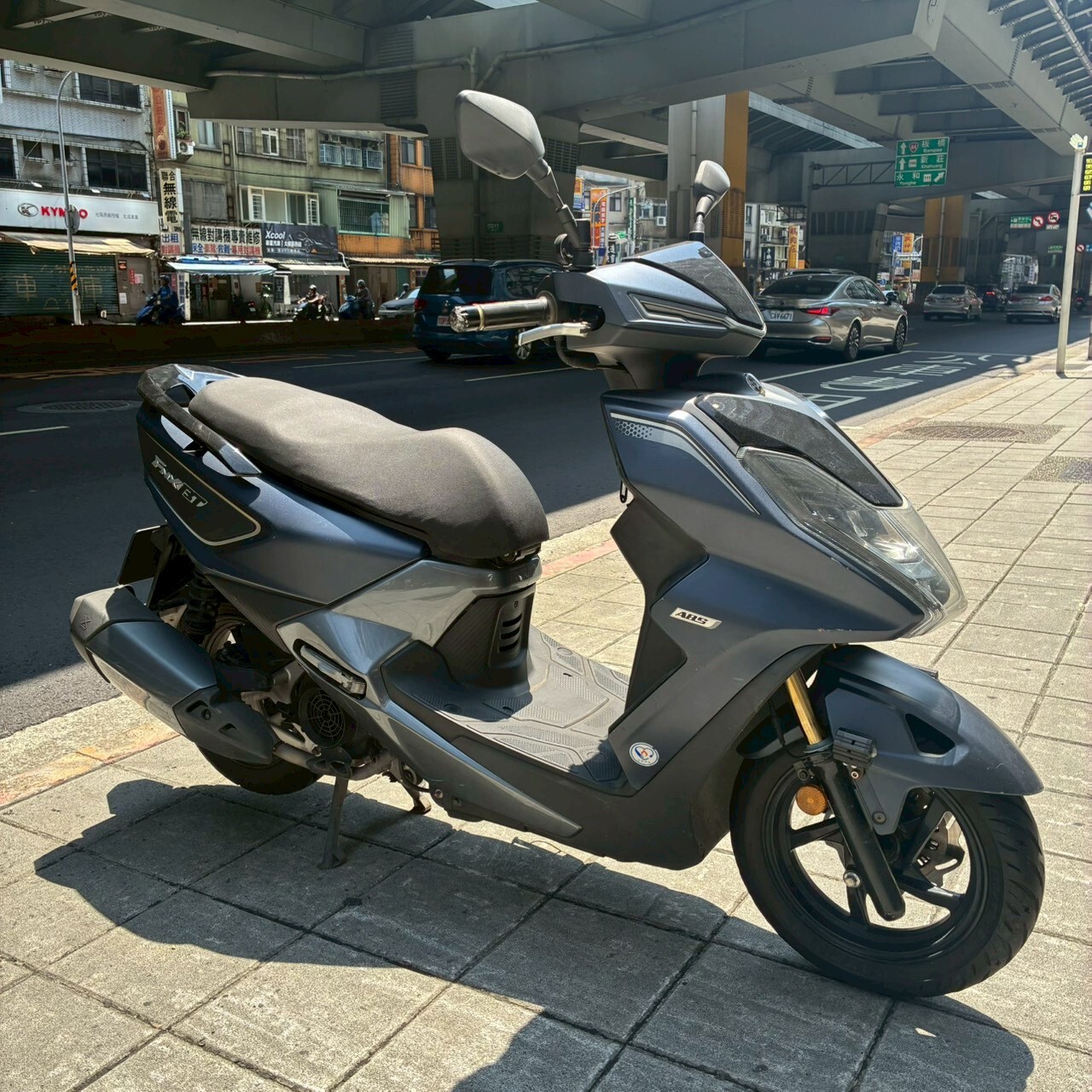 LINE_ALBUM__9327_260601_3