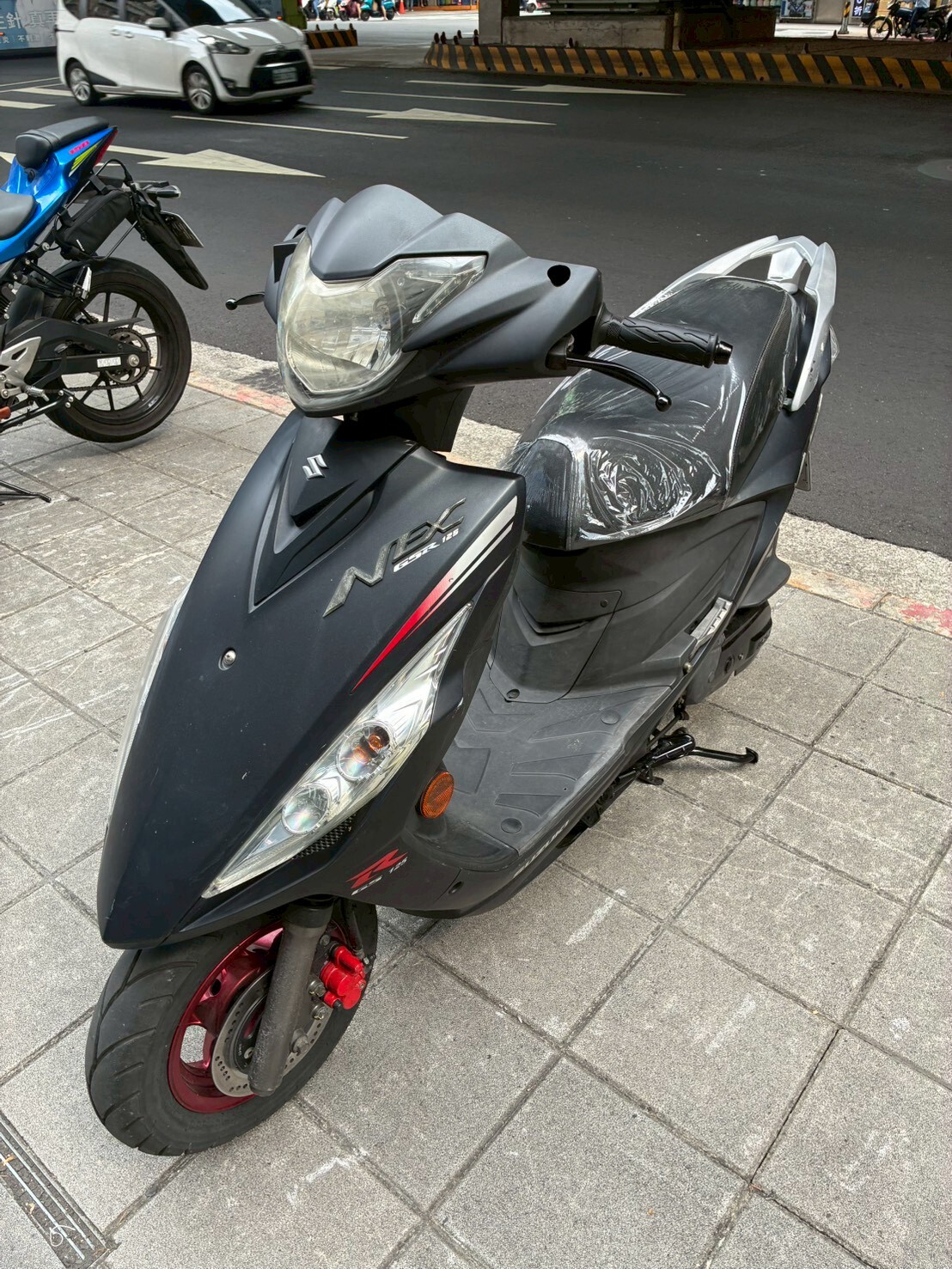 LINE_ALBUM__1837_260605_3