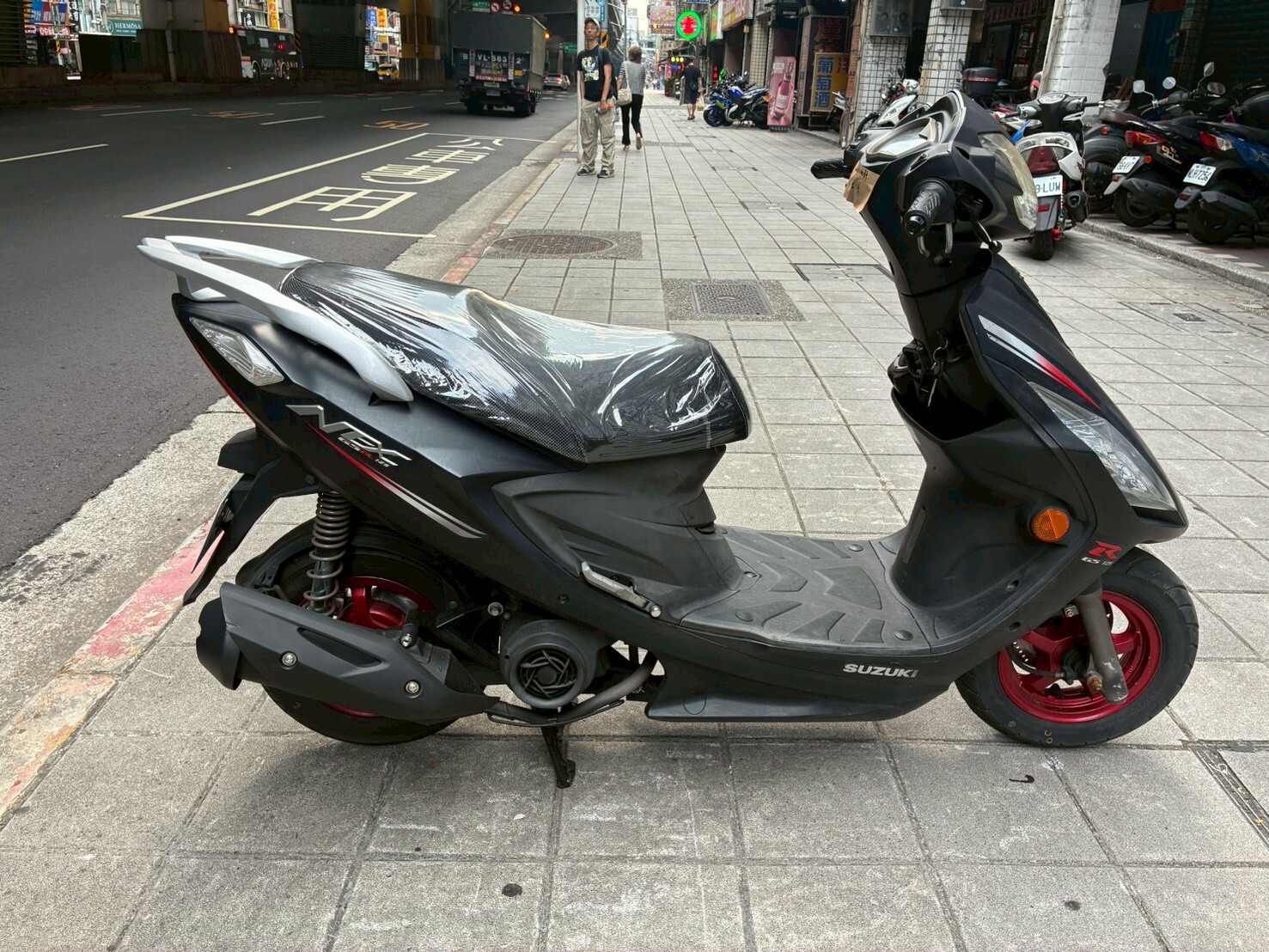 LINE_ALBUM__1837_260605_5