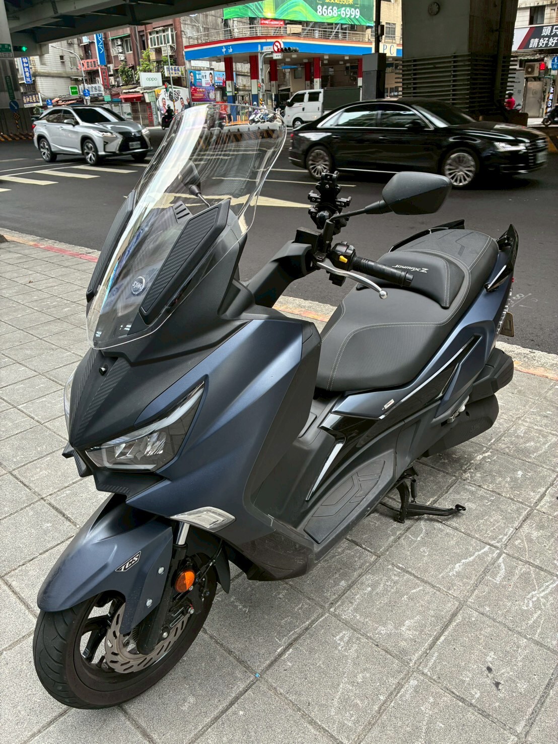 LINE_ALBUM__6820_260605_3