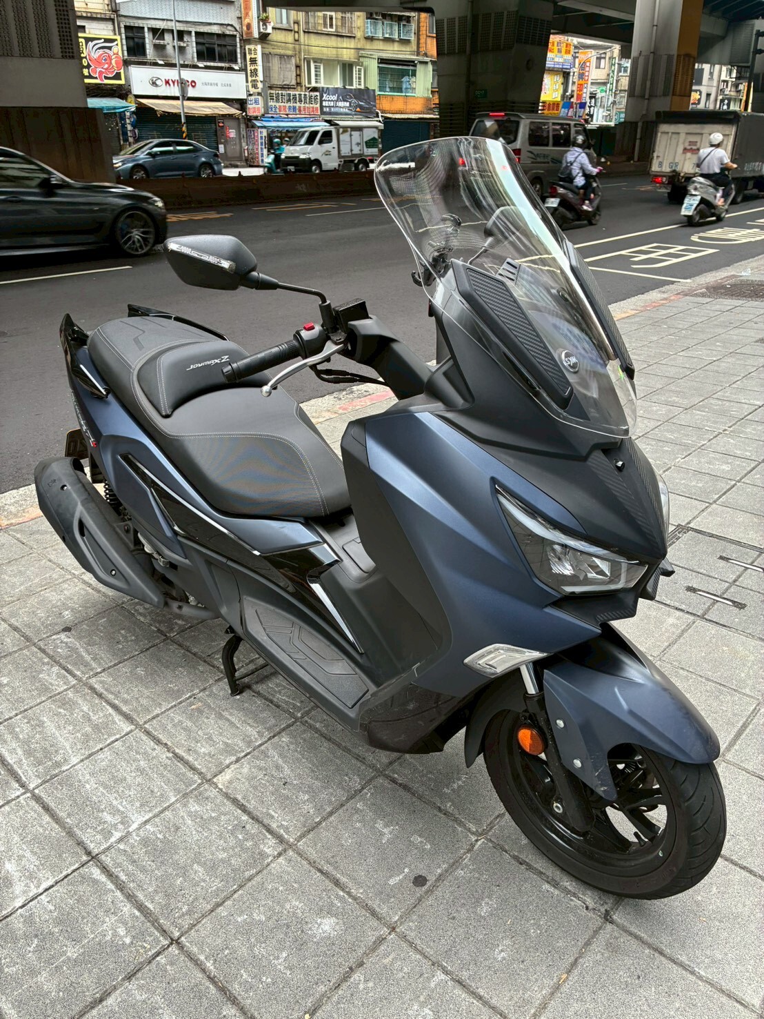 LINE_ALBUM__6820_260605_2