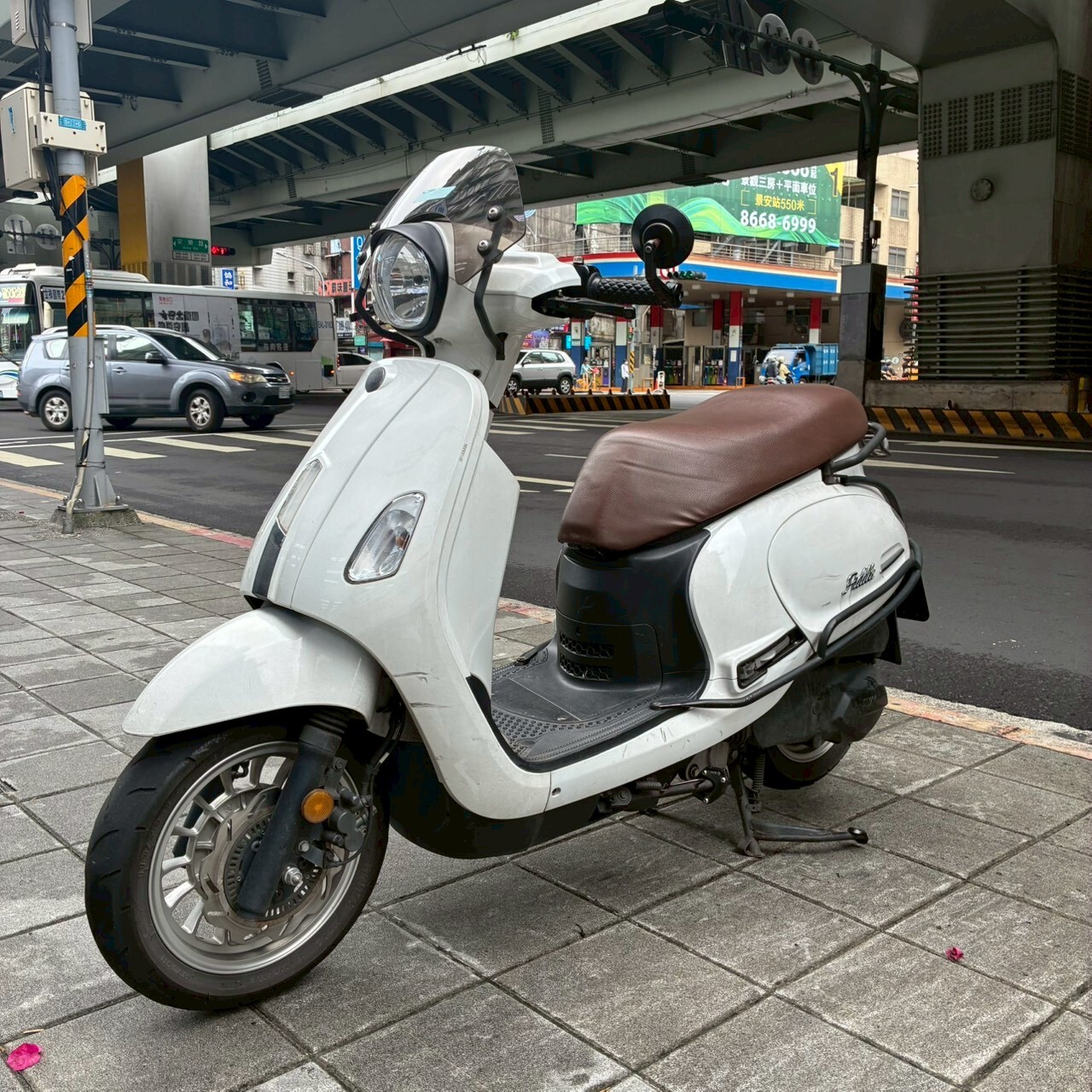 LINE_ALBUM__5005_260608_3