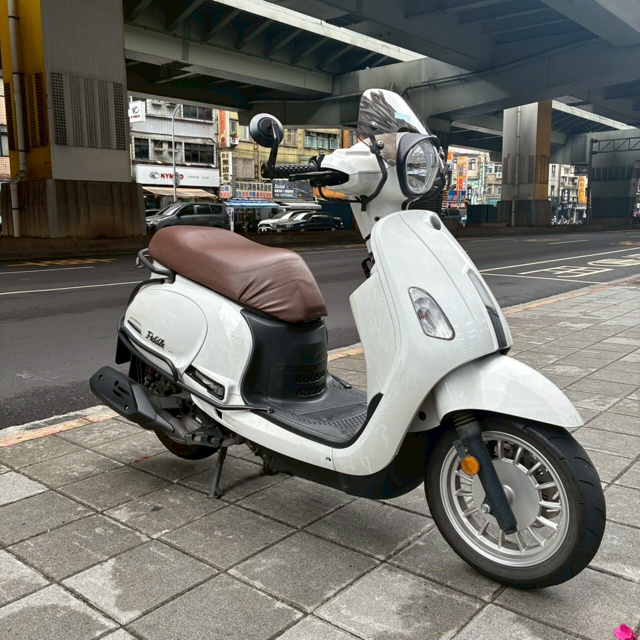 LINE_ALBUM__5005_260608_2