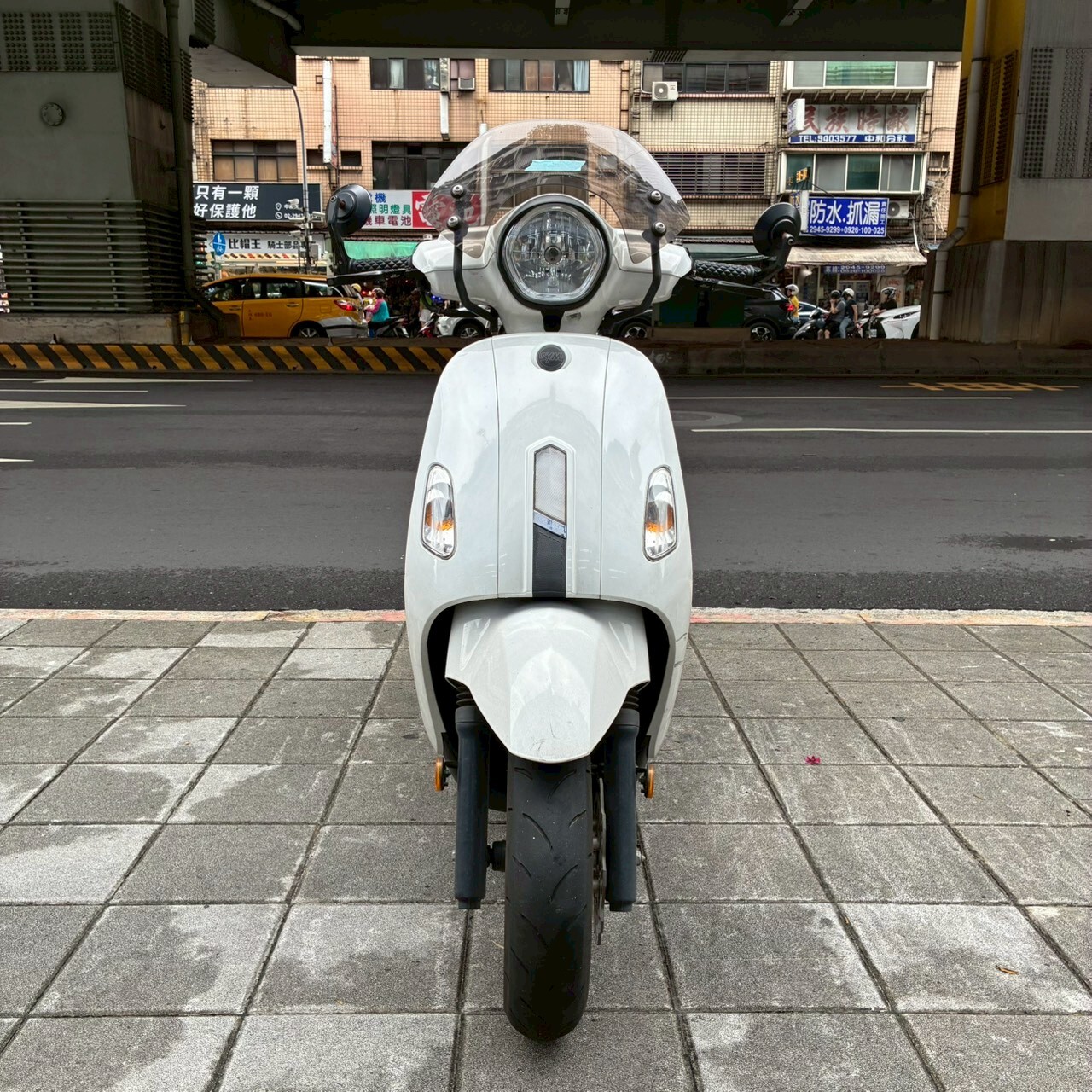LINE_ALBUM__5005_260608_1