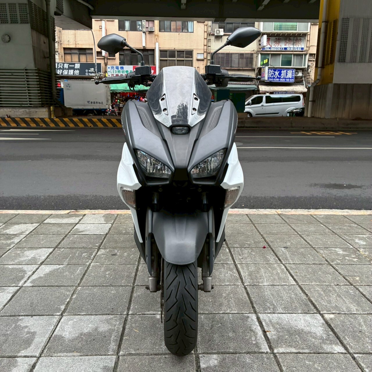 LINE_ALBUM__7307_260608_1