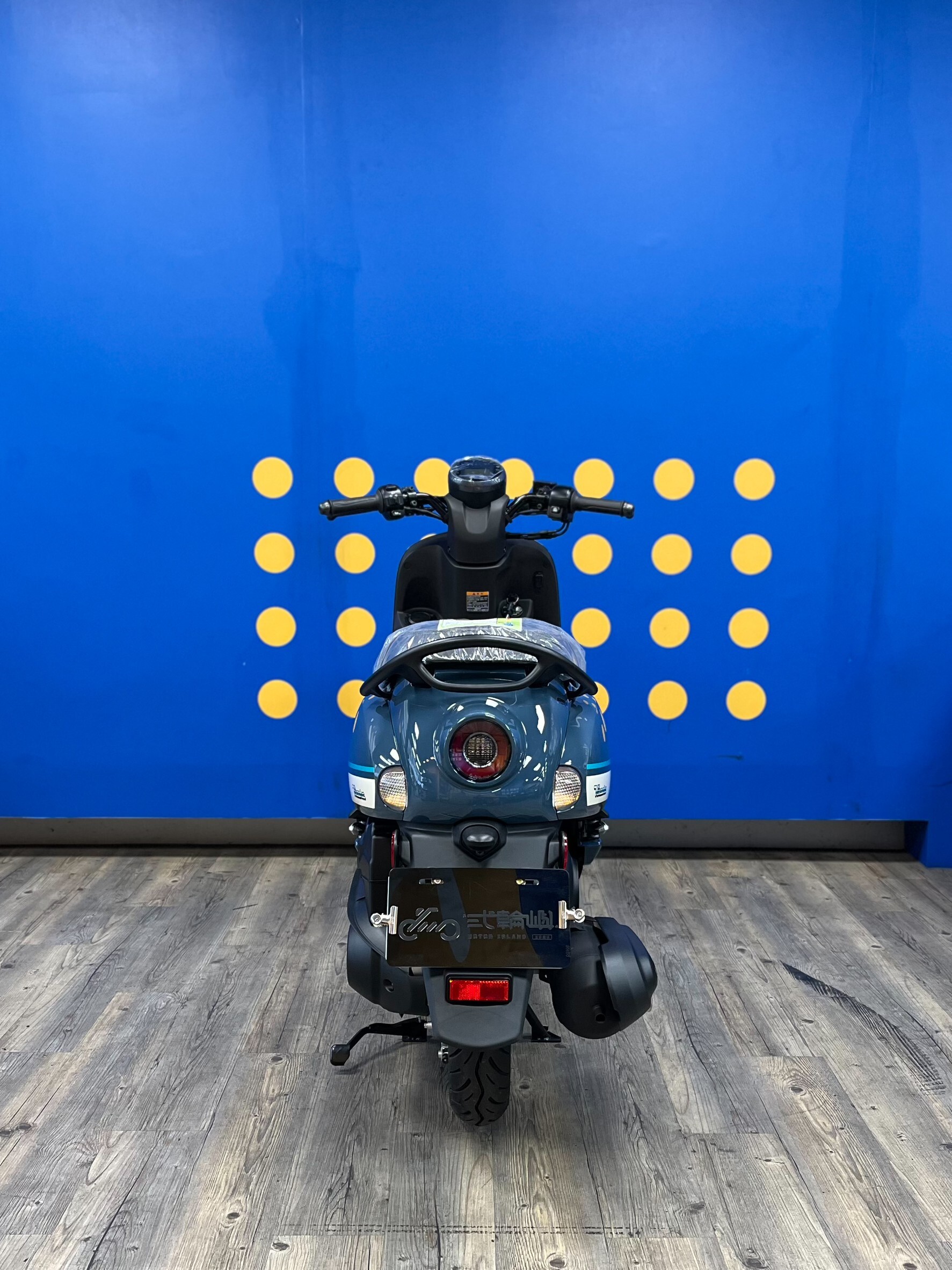 line_oa_chat_260610_181608_group_4