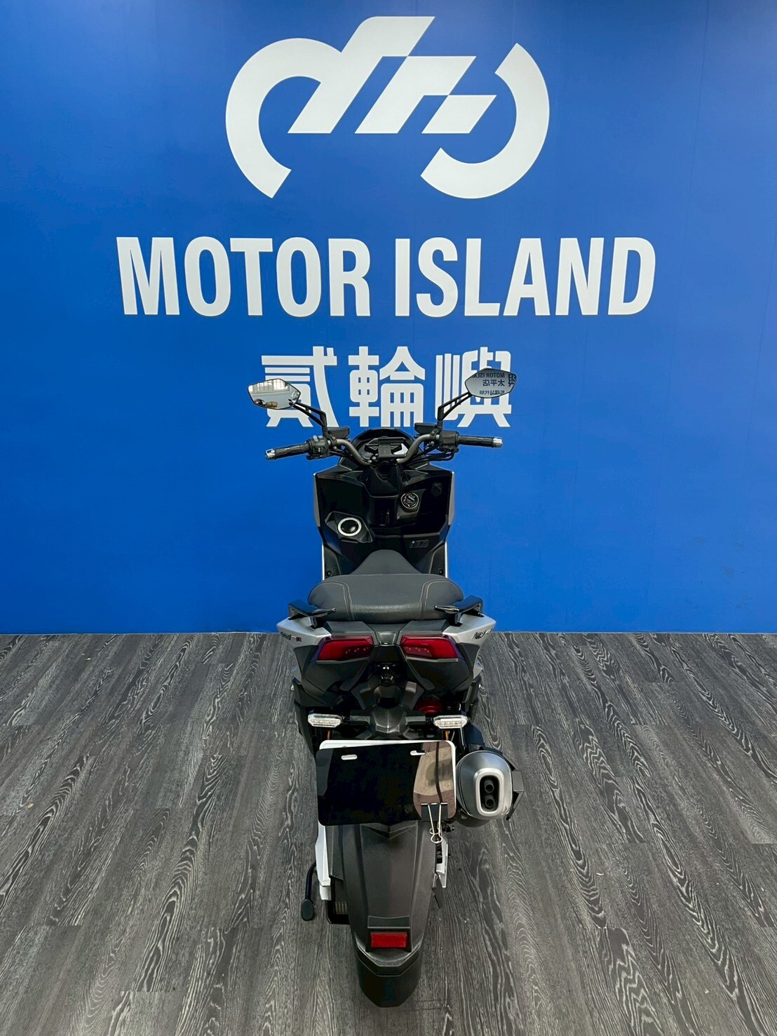 LINE_ALBUM_2022 光陽 KRV 180 TCS _NUV-2165 $65000里程35XXX_260612_5