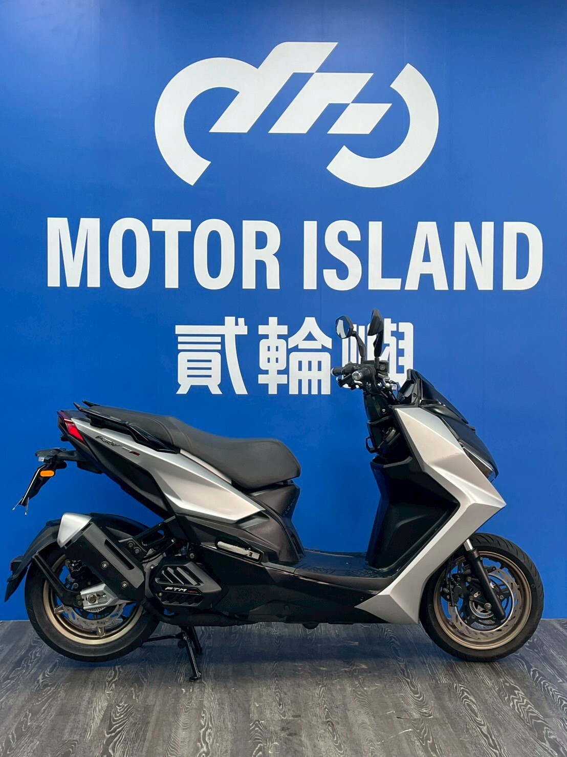 LINE_ALBUM_2022 光陽 KRV 180 TCS _NUV-2165 $65000里程35XXX_260612_4