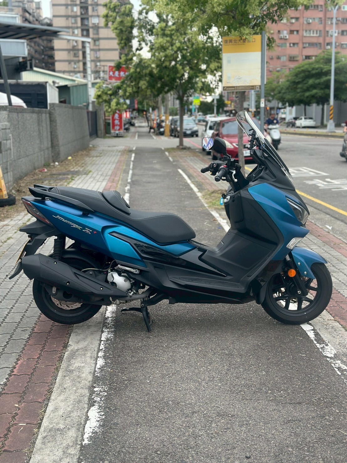 LINE_ALBUM_2025 三陽 Joymax Z+ 300 TCS _6762 98xxKM $110,000_260613_5