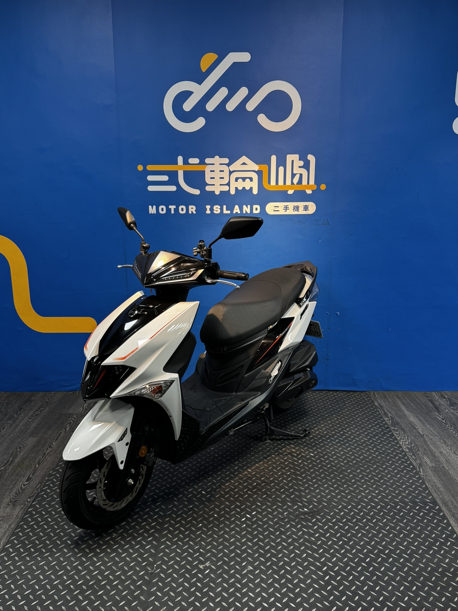 line_oa_chat_260615_195706_group_0