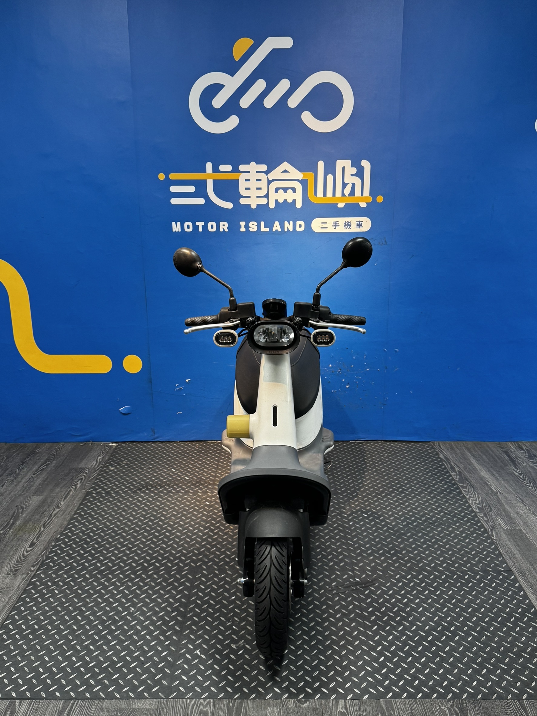 line_oa_chat_260615_195716_group_1