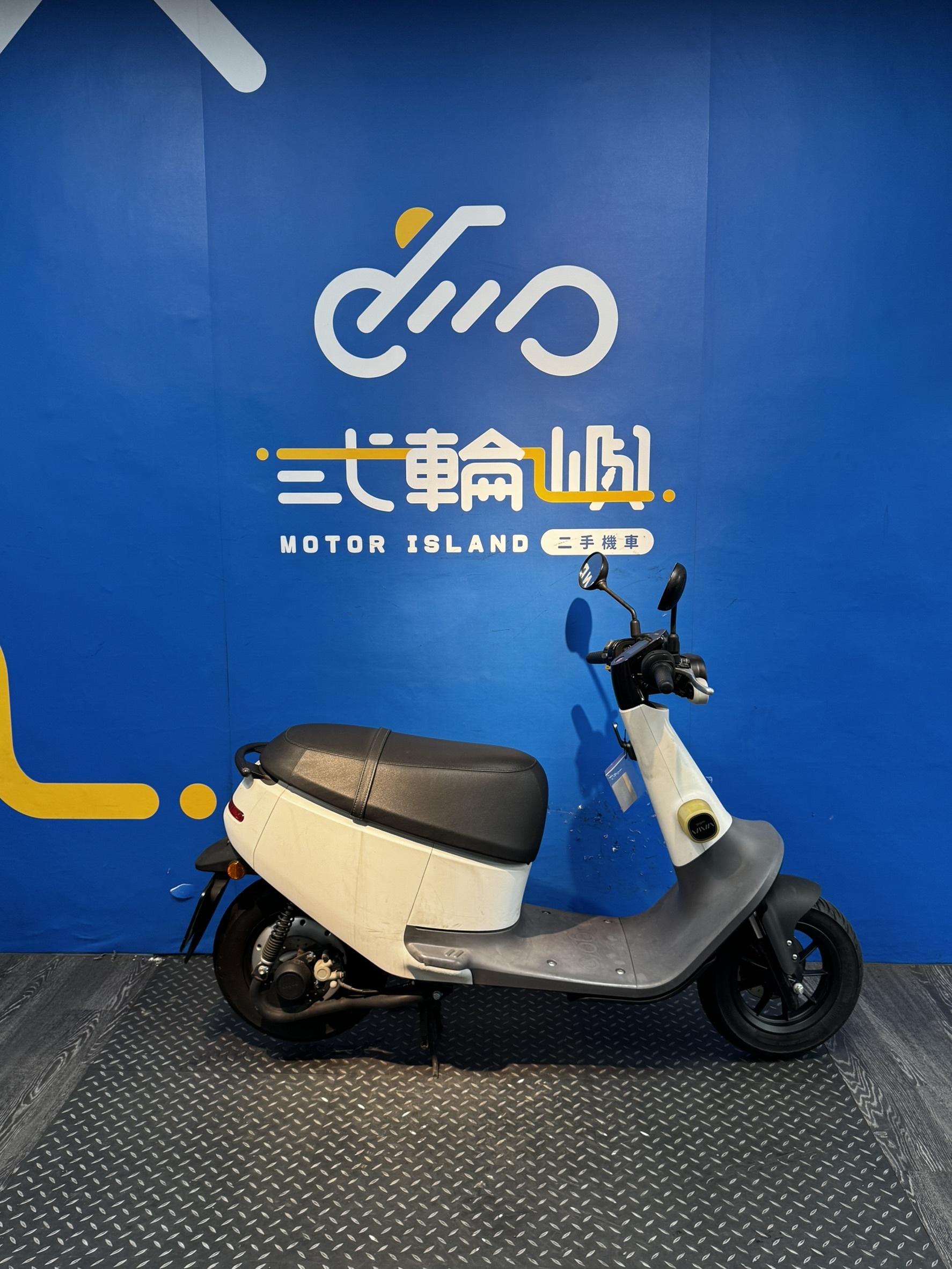 line_oa_chat_260615_195716_group_3