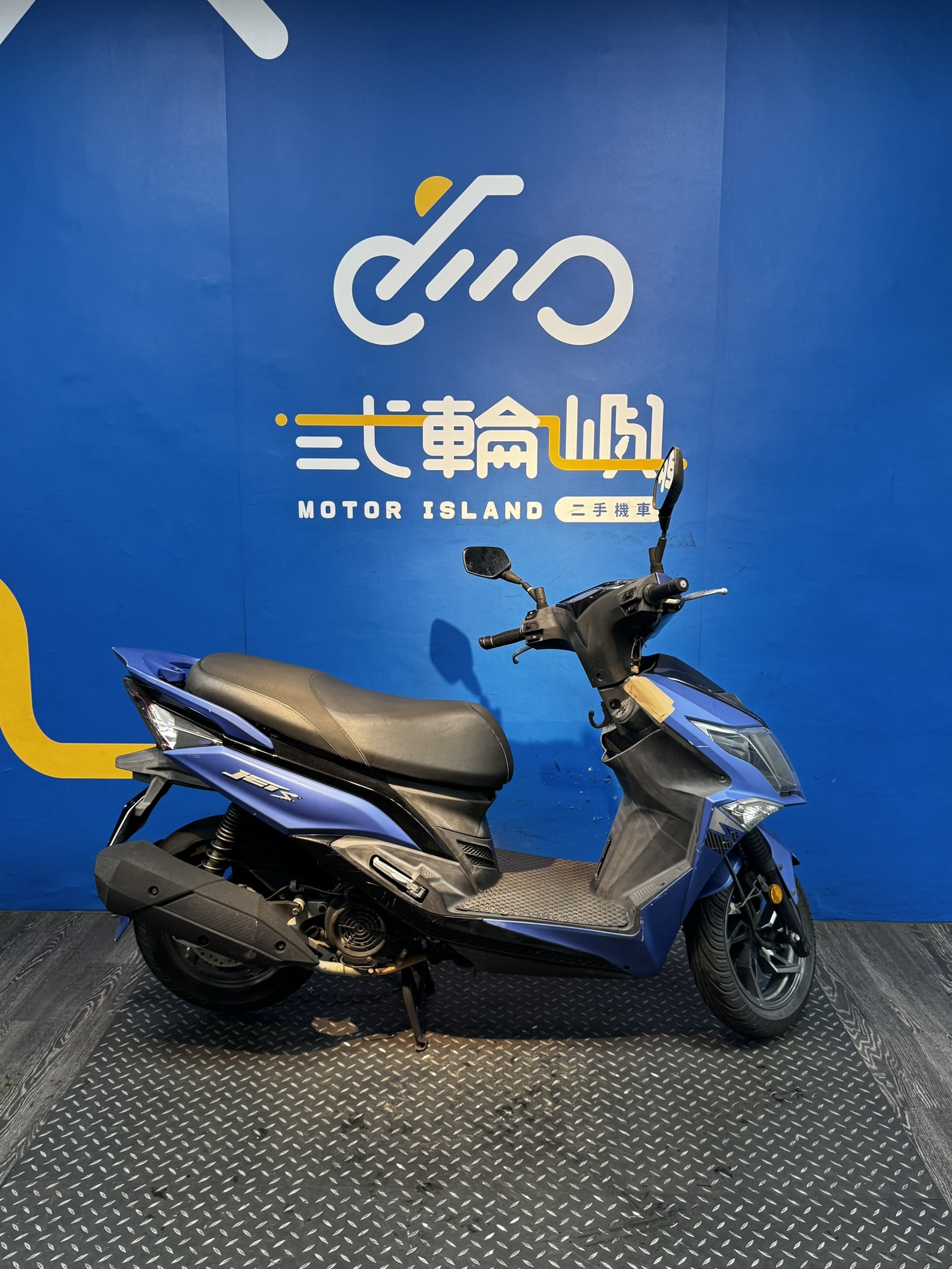 line_oa_chat_260615_195857_group_3