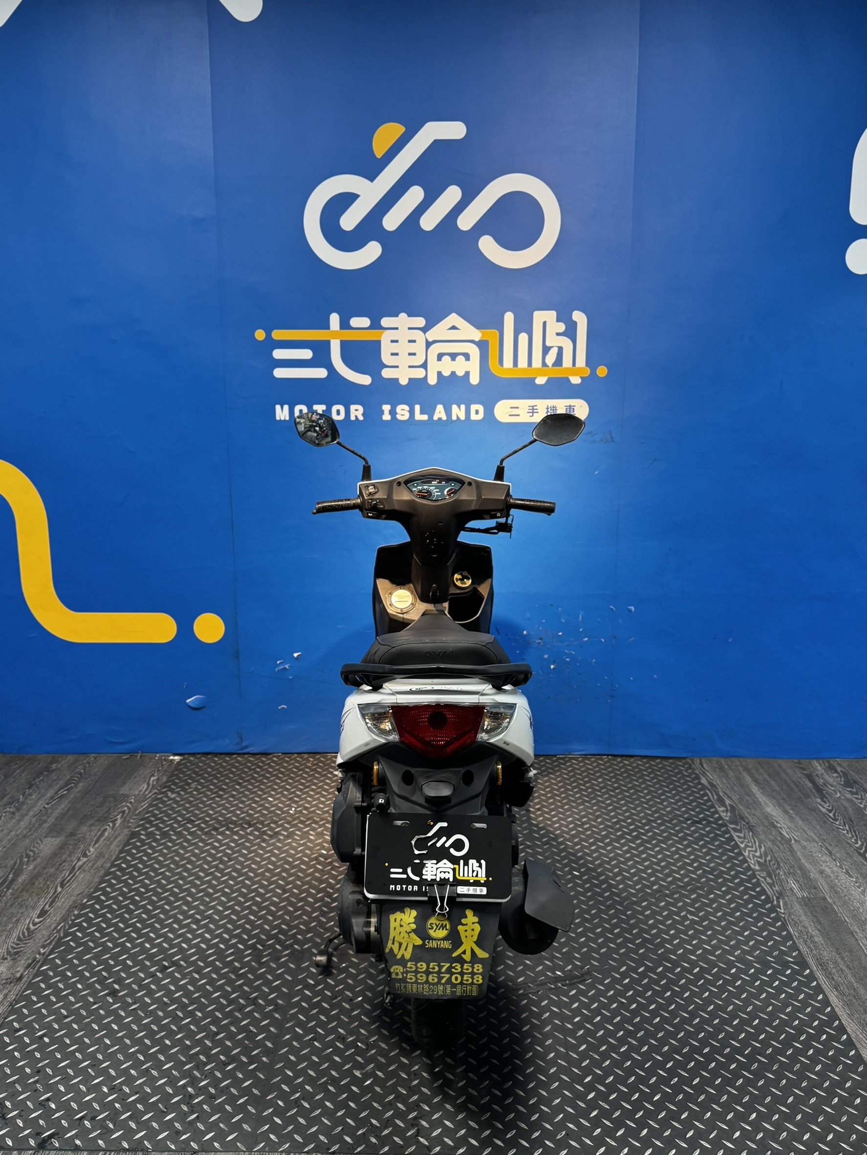 line_oa_chat_260615_195814_group_4