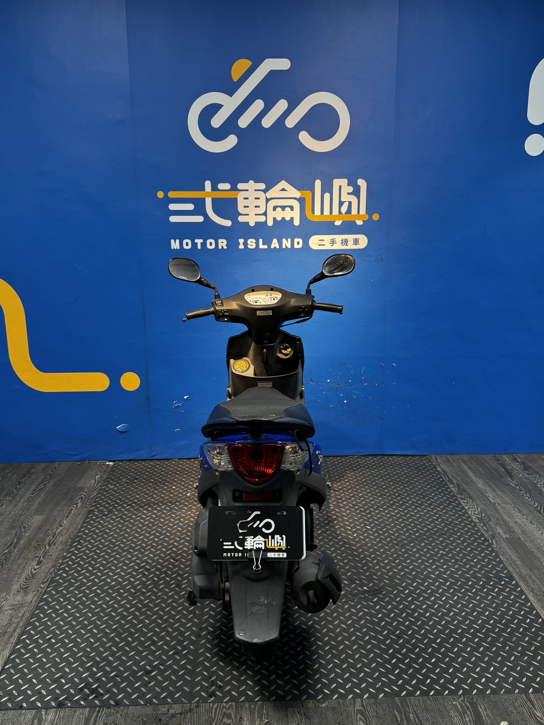 line_oa_chat_260615_195835_group_4