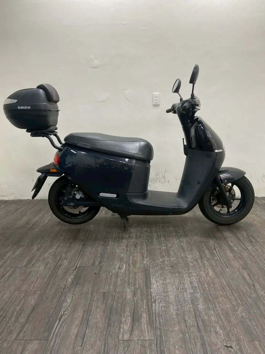 LINE_ALBUM_2023 睿能 GOGORO 2 PREMIUM卡片版 _6897 $45000 里程58xx_260520_4