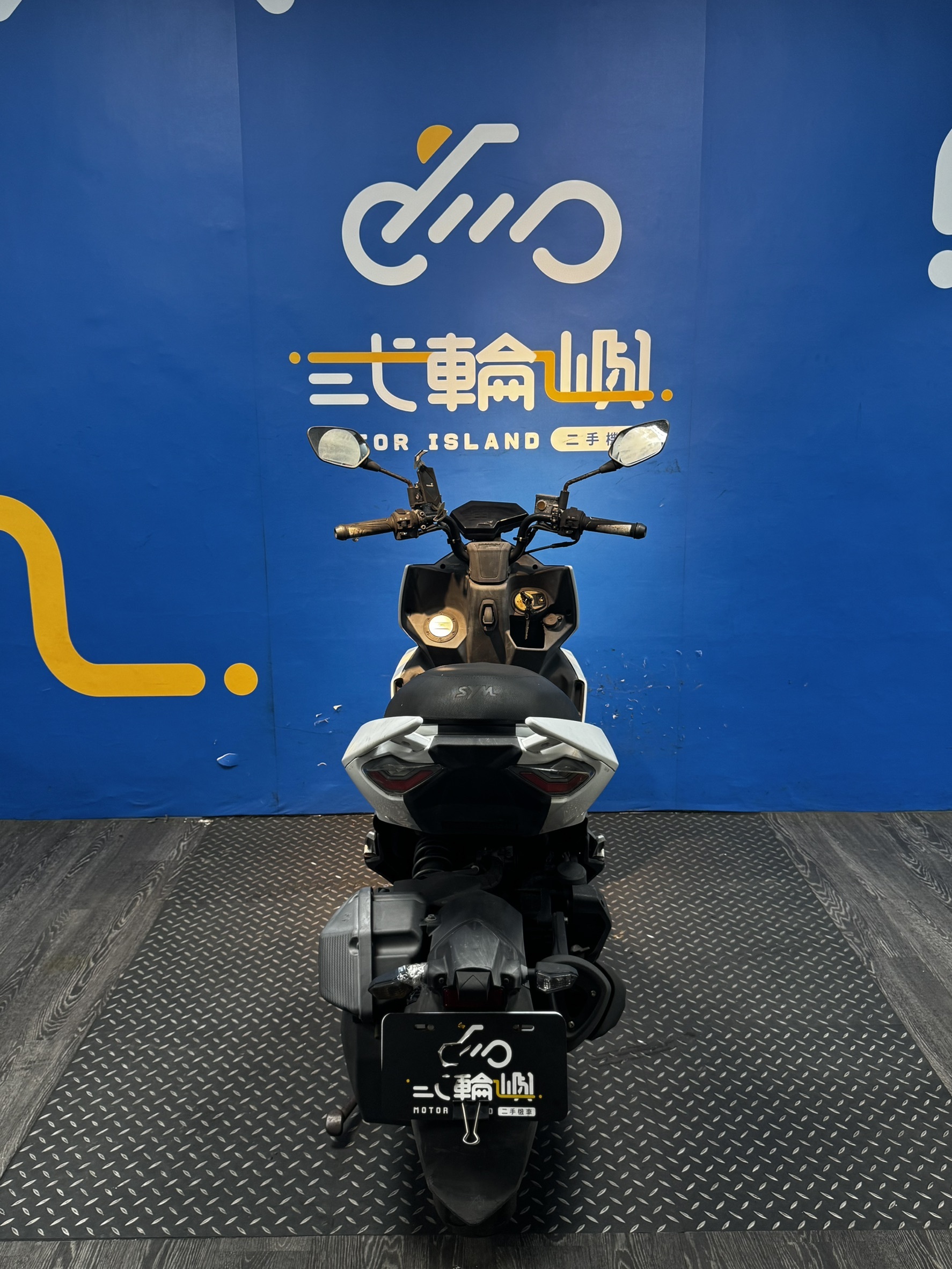 line_oa_chat_260617_195551_group_3