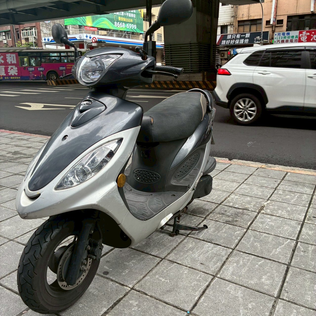 LINE_ALBUM__2322_260617_2