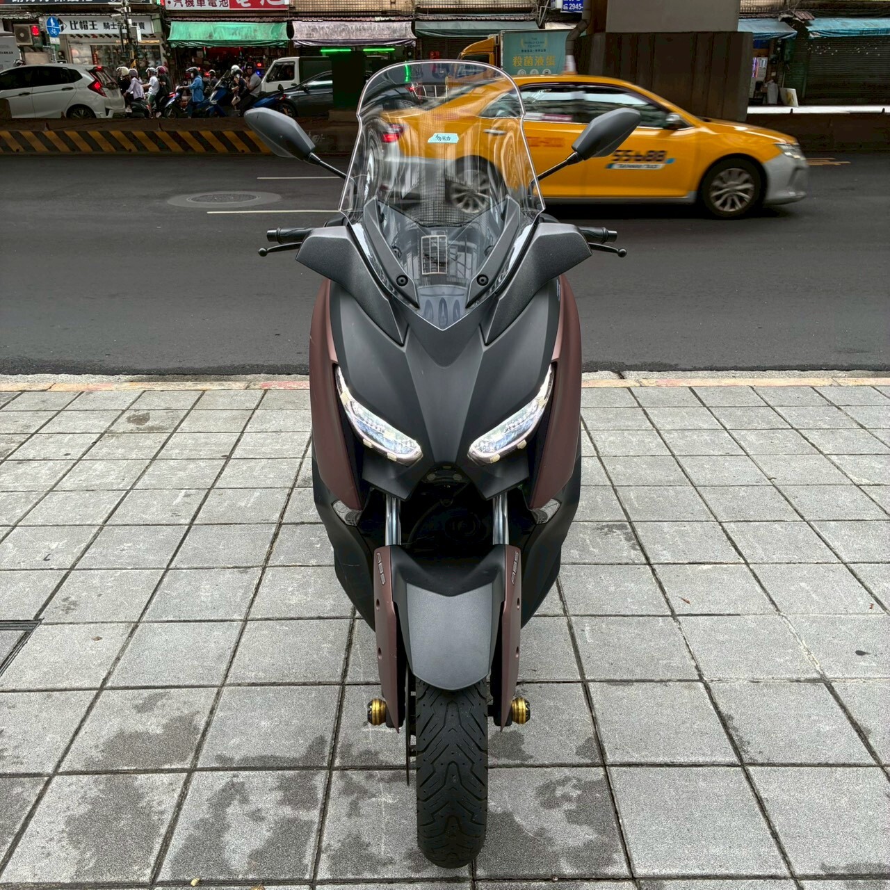 LINE_ALBUM__1670_260617_1