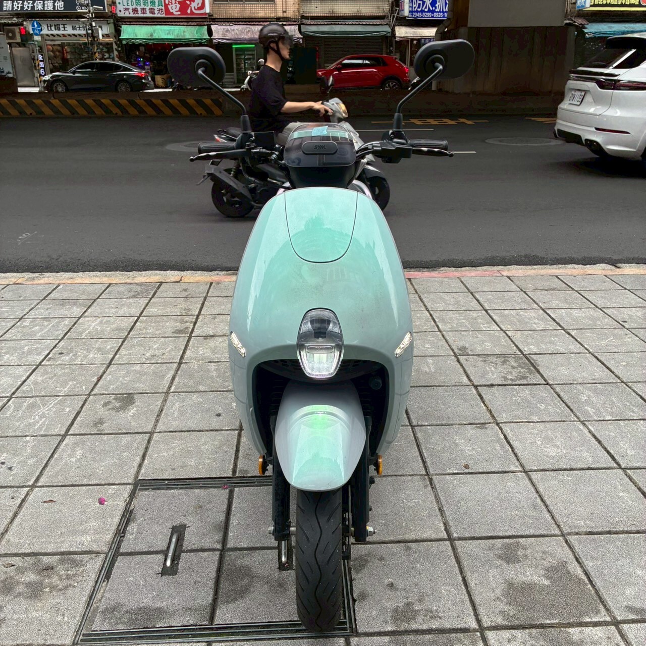 LINE_ALBUM__5231_260617_1